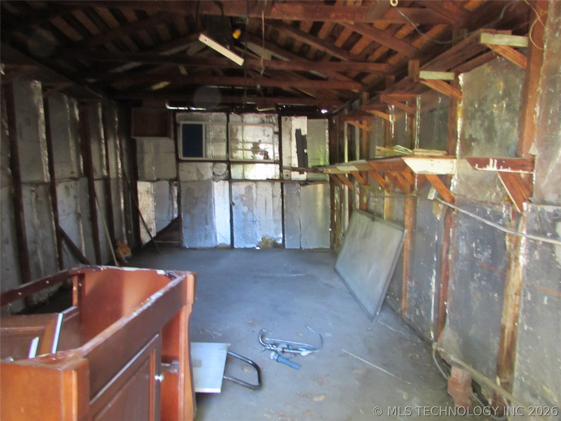 1339 S Gary Avenue Property Photo 7