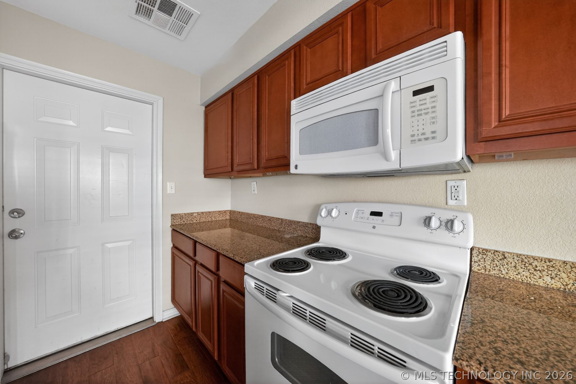 27950 S Hwy 125 24-2 Property Photo 6
