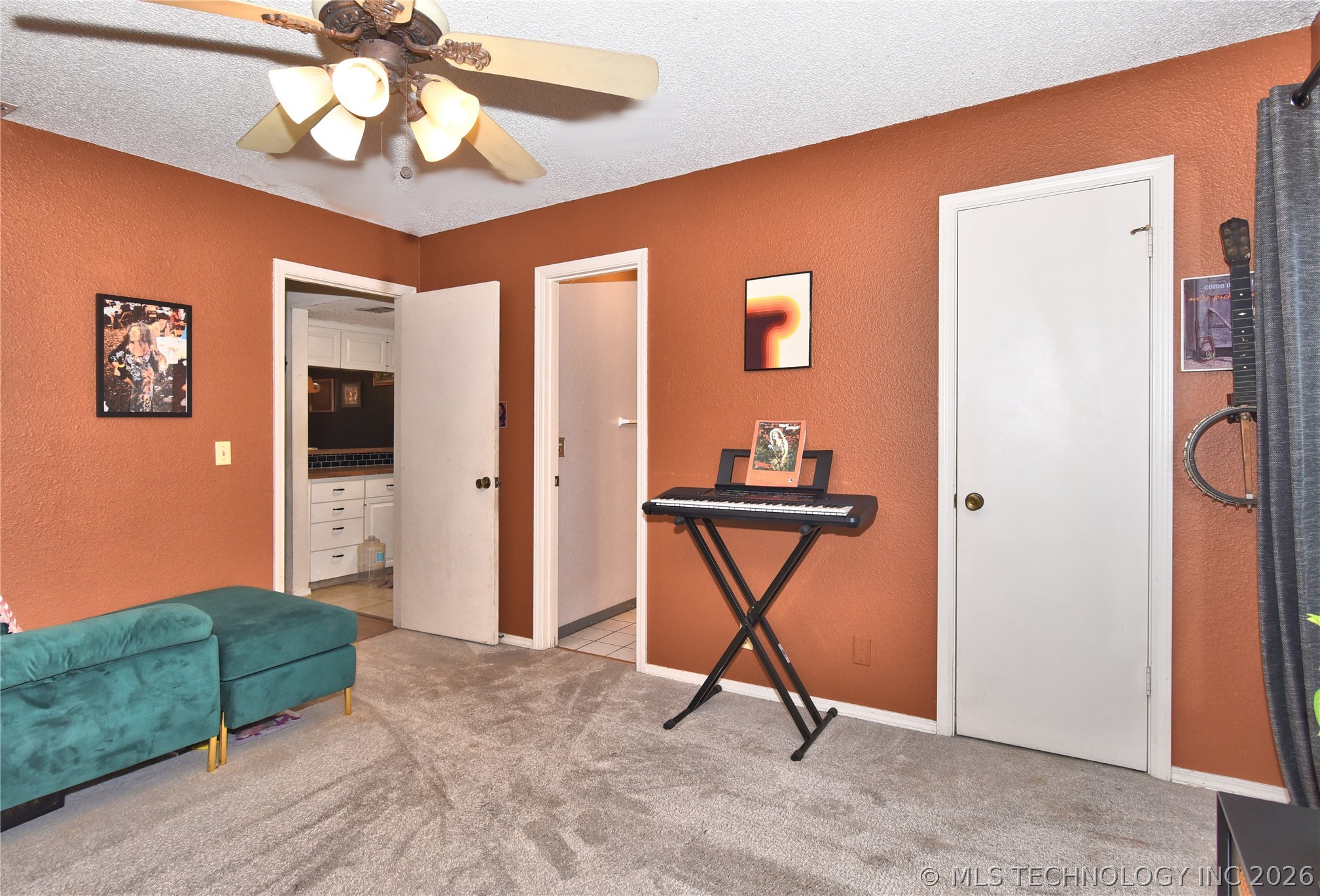 2202 E 55th Court 2202 Property Photo 10