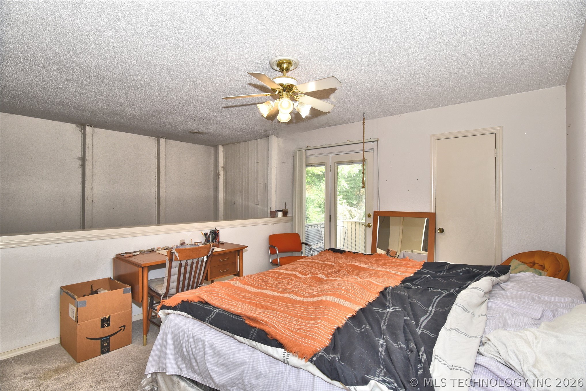 2202 E 55th Court 2202 Property Photo 17