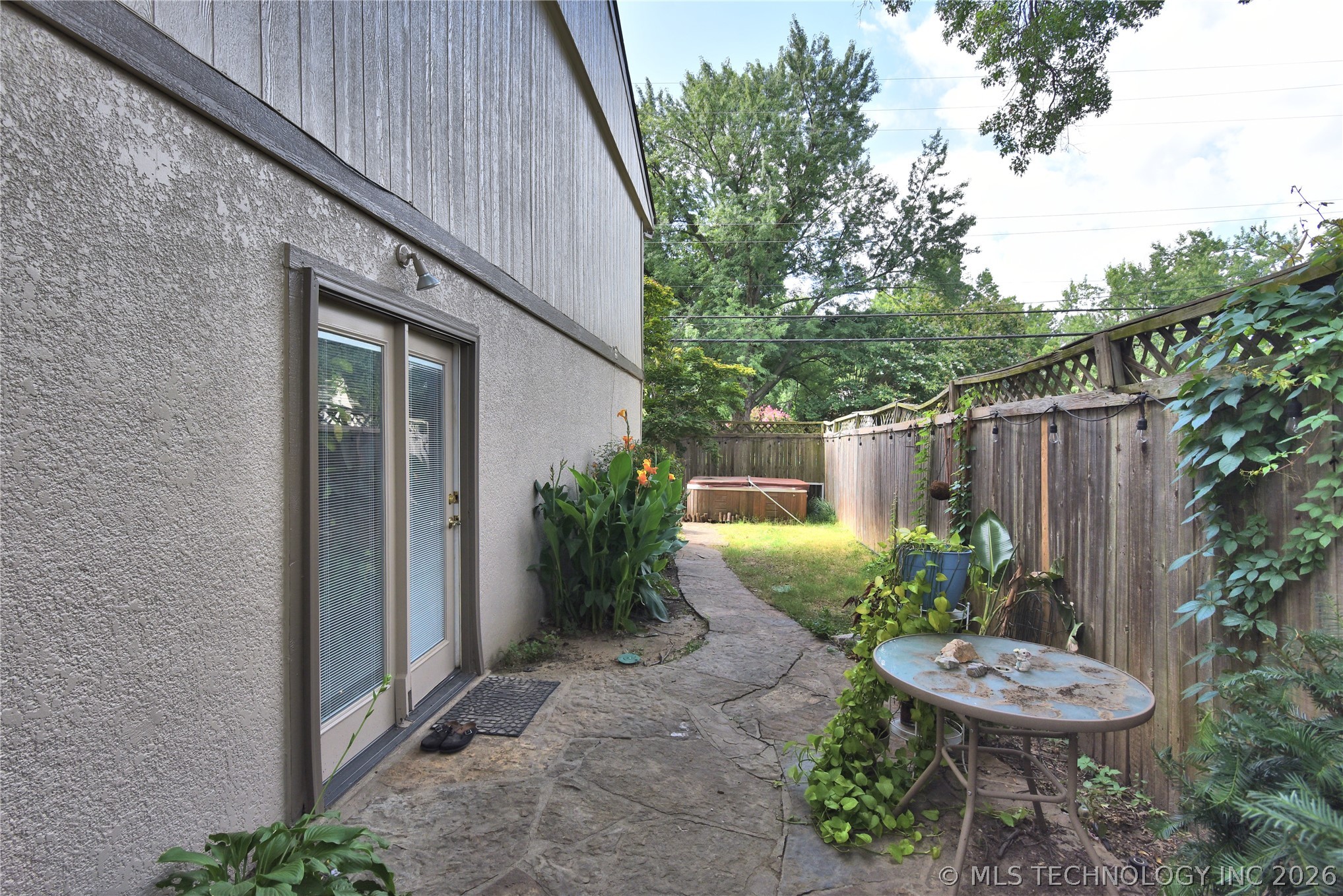 2202 E 55th Court 2202 Property Photo 20