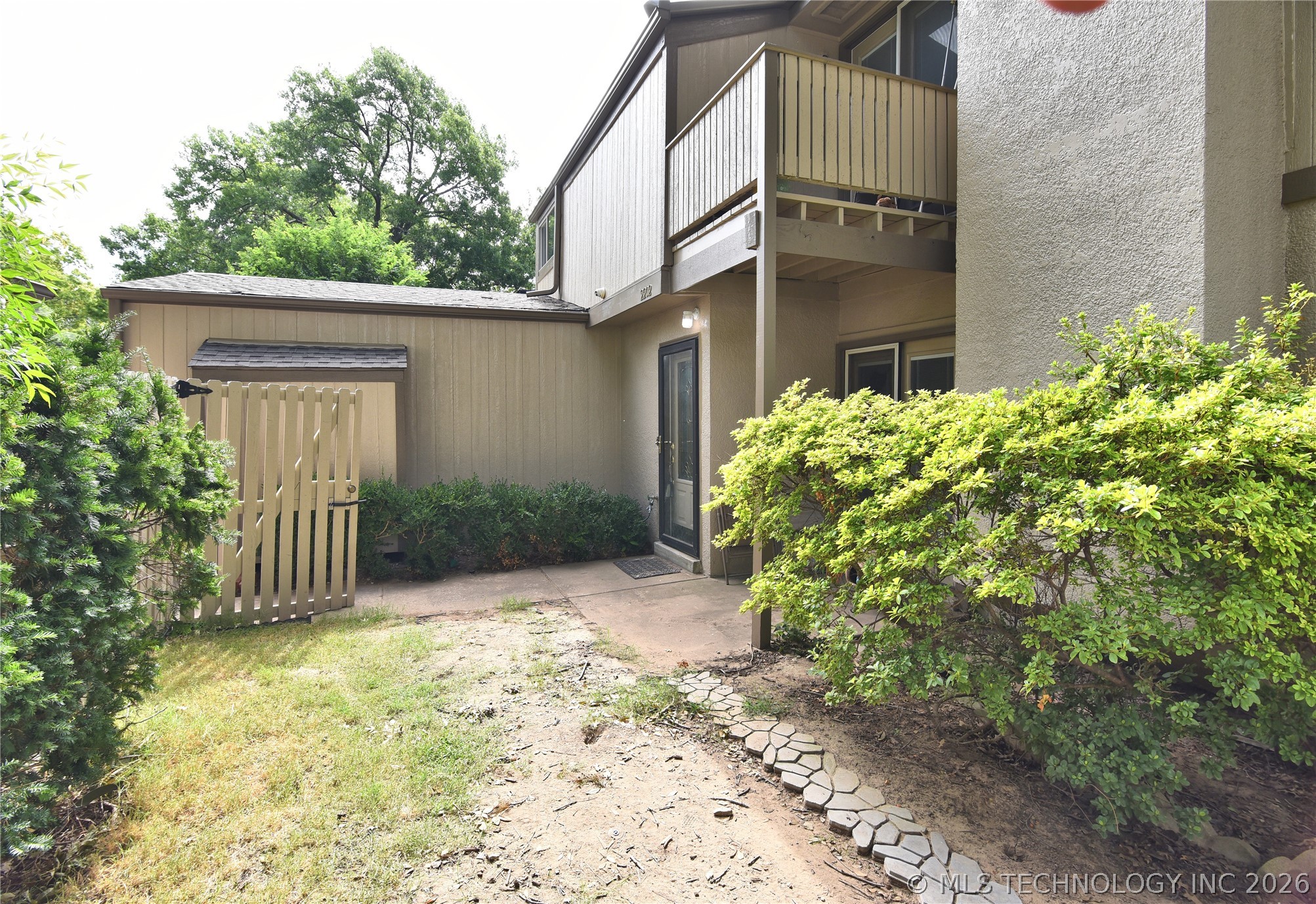 2202 E 55th Court 2202 Property Photo 25