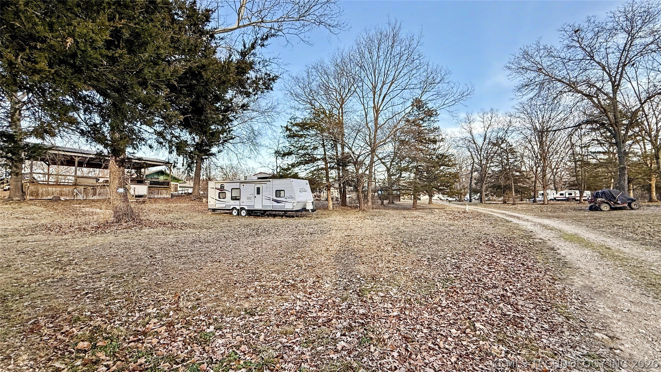 462484 Sands Circle Property Photo 5