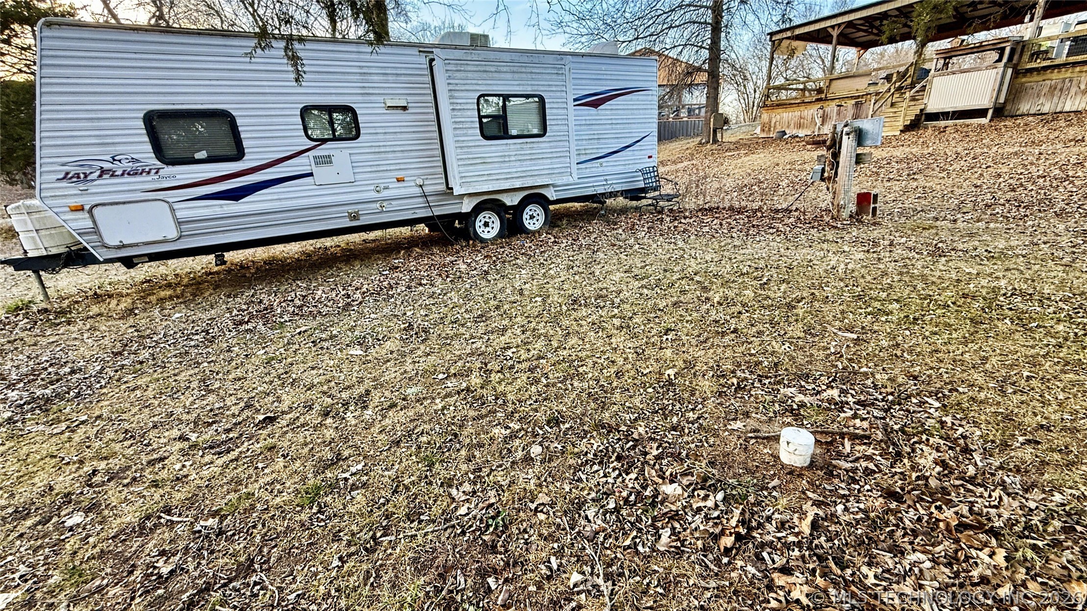 462484 Sands Circle Property Photo 9