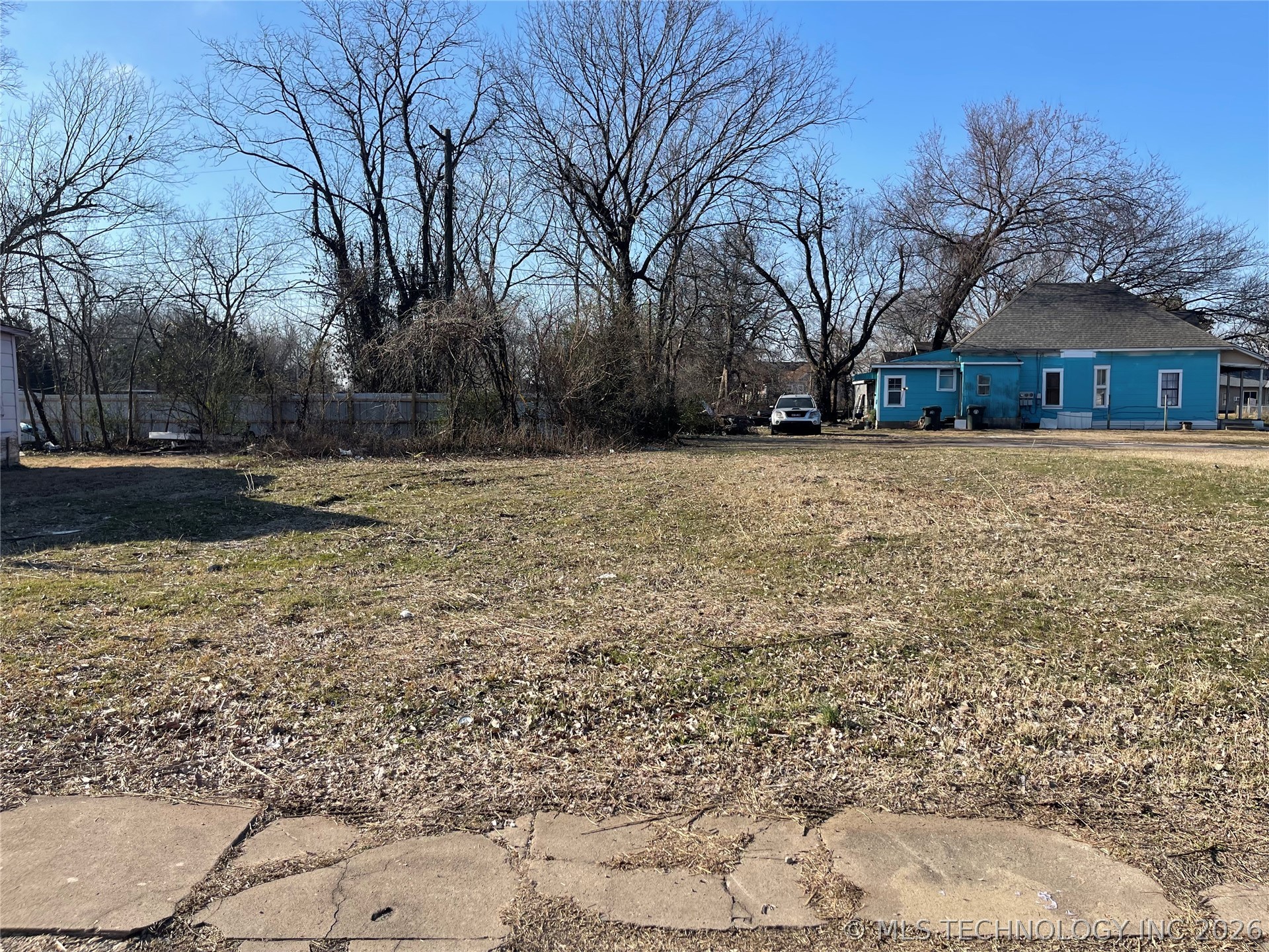 307 Felix Street Property Photo 1