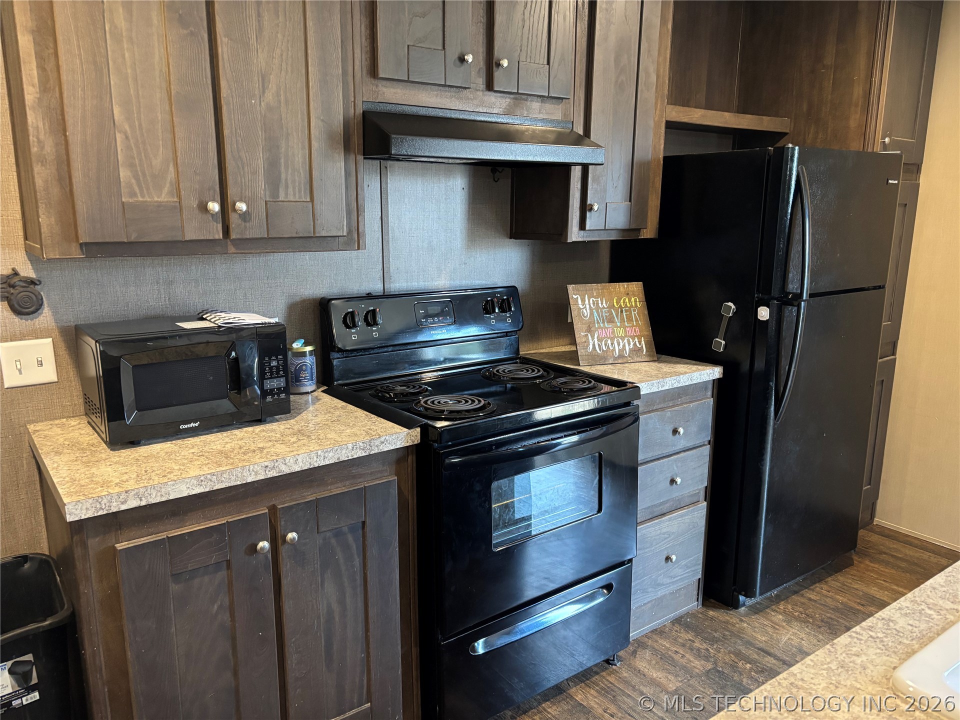 705 Butler Street Property Photo 8