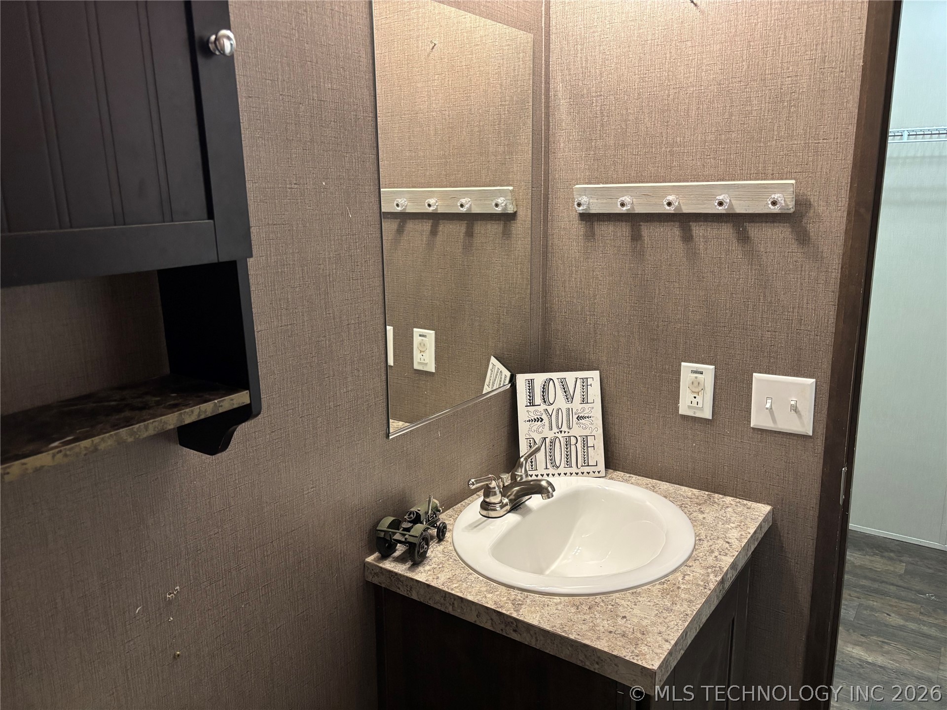 705 Butler Street Property Photo 16
