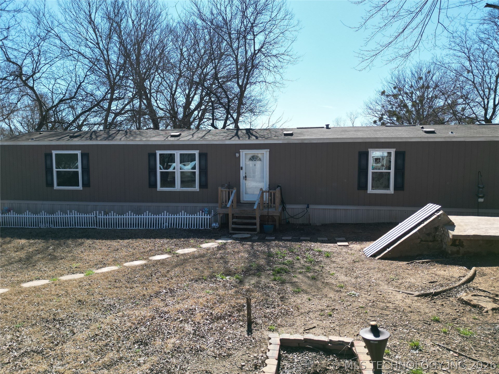 705 Butler Street Property Photo 36