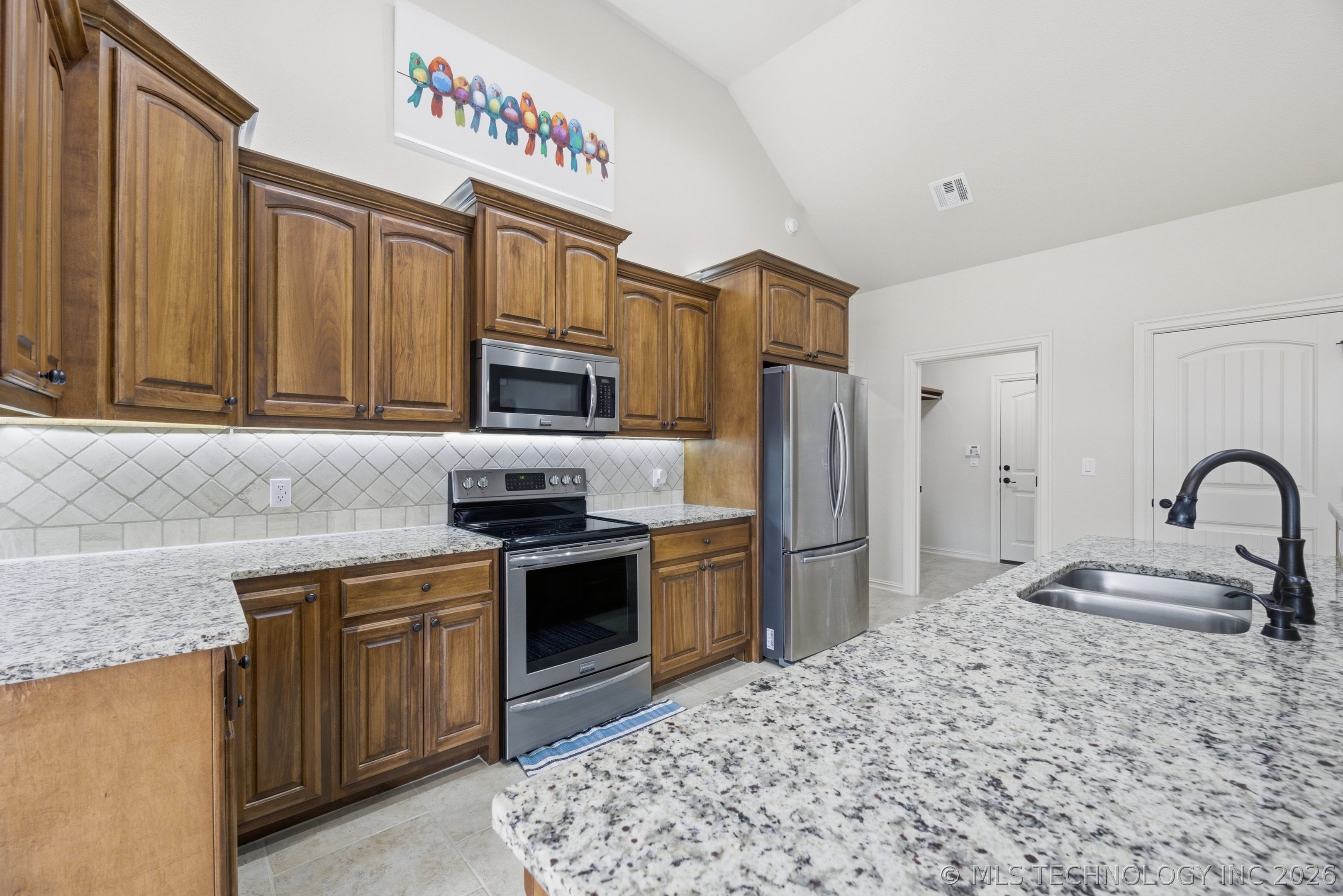 10822 E 83rd Place Property Photo 9