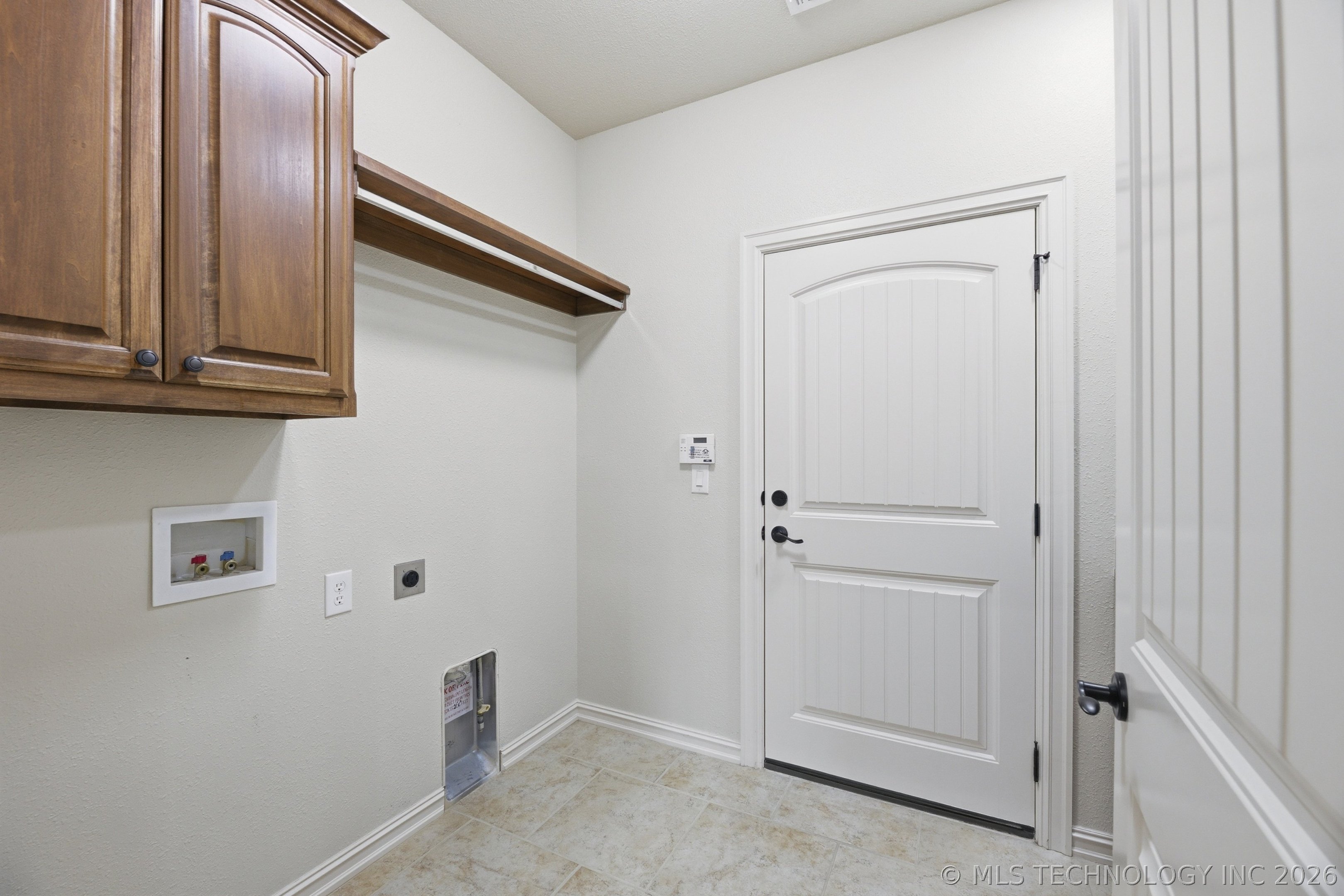 10822 E 83rd Place Property Photo 19