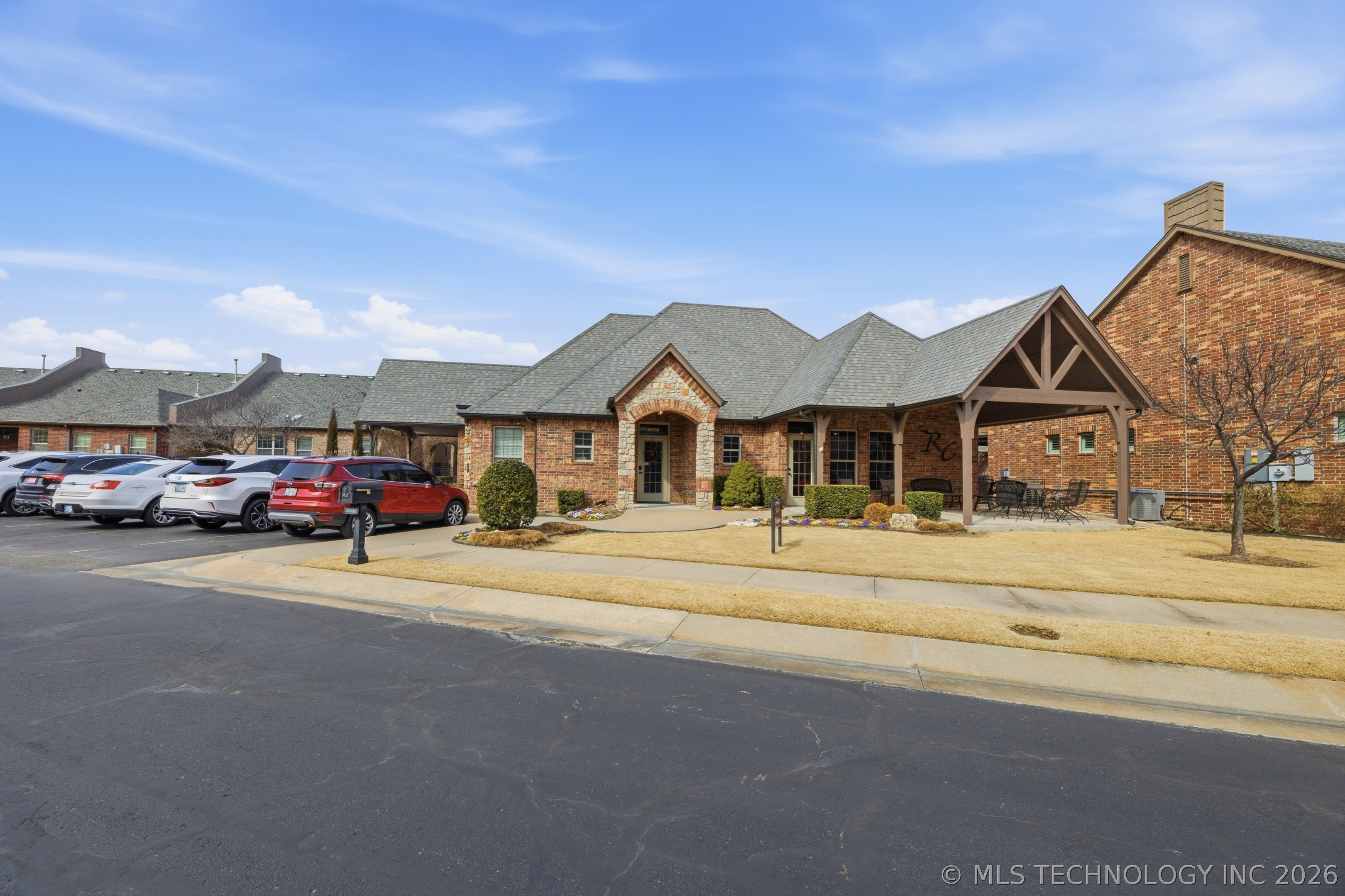 10822 E 83rd Place Property Photo 24