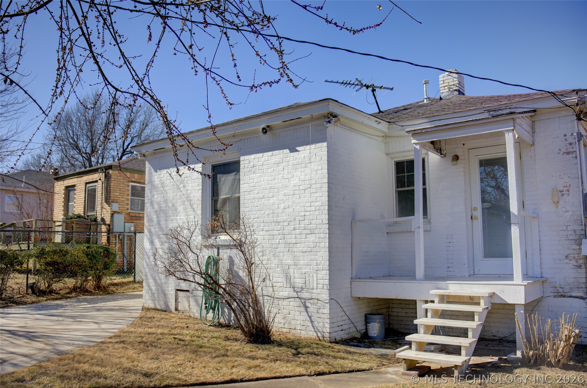 707 S Knoxville Avenue Property Photo 32