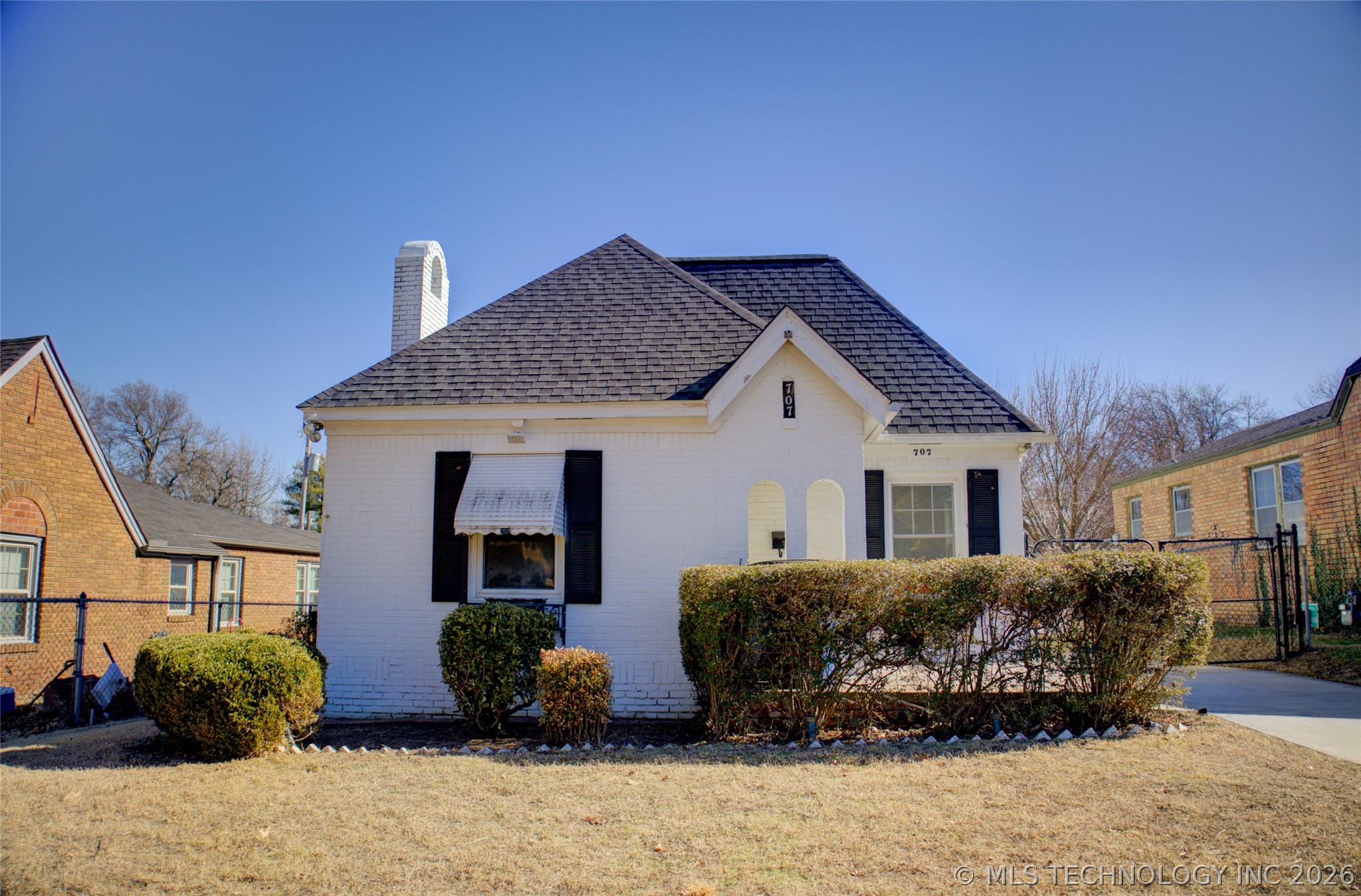 707 S Knoxville Avenue Property Photo 33