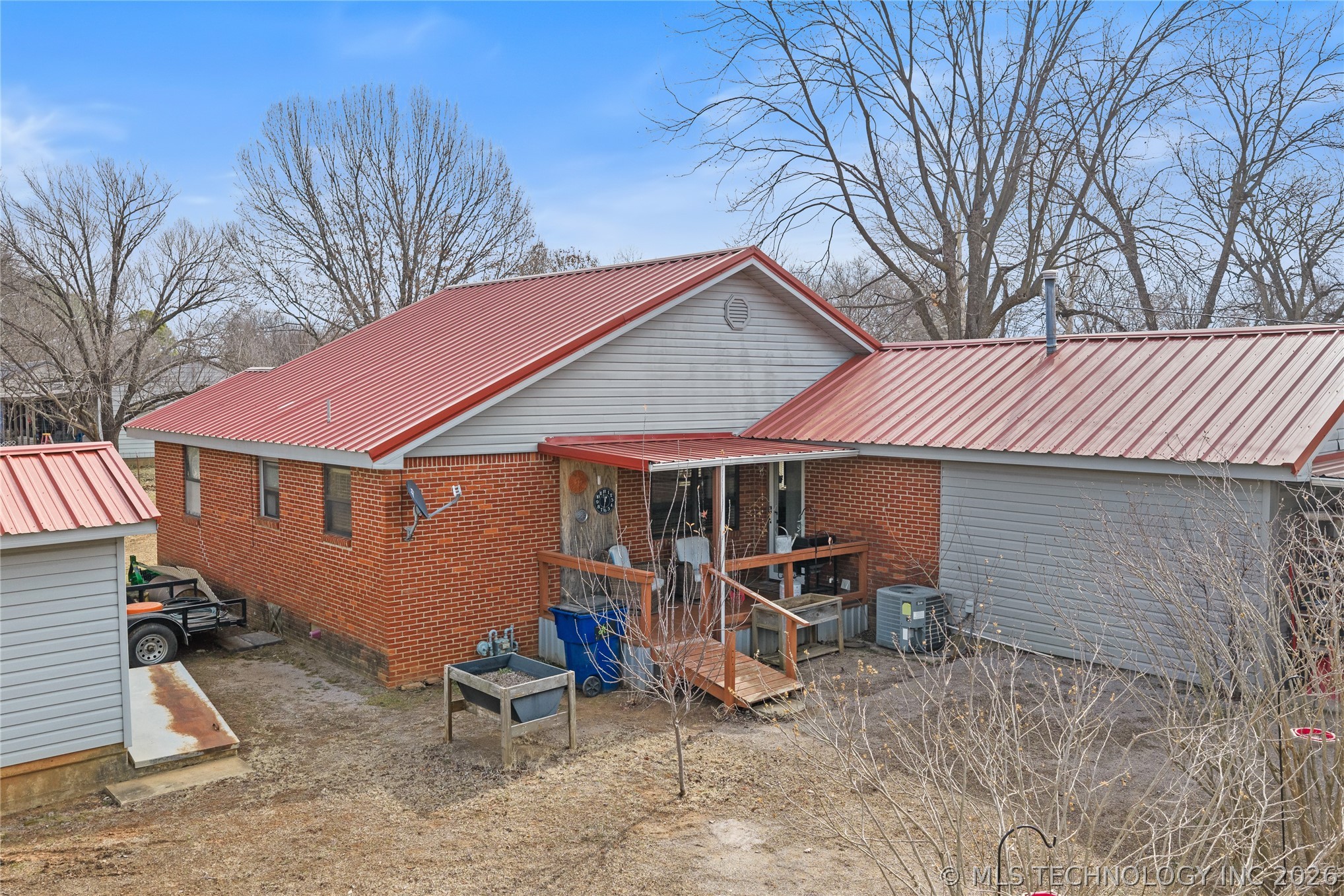 1008 E Jennings Property Photo 8