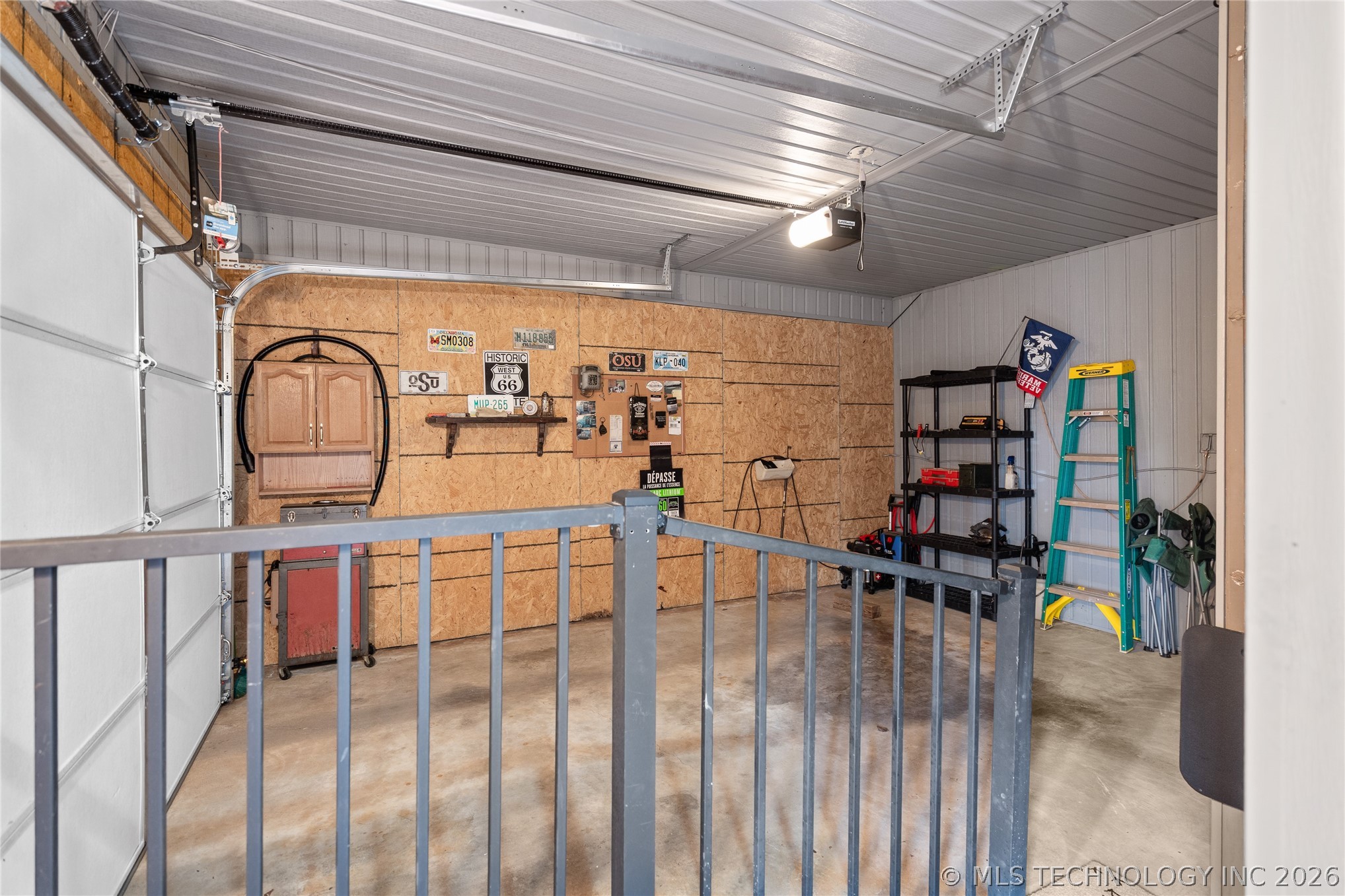 1008 E Jennings Property Photo 12