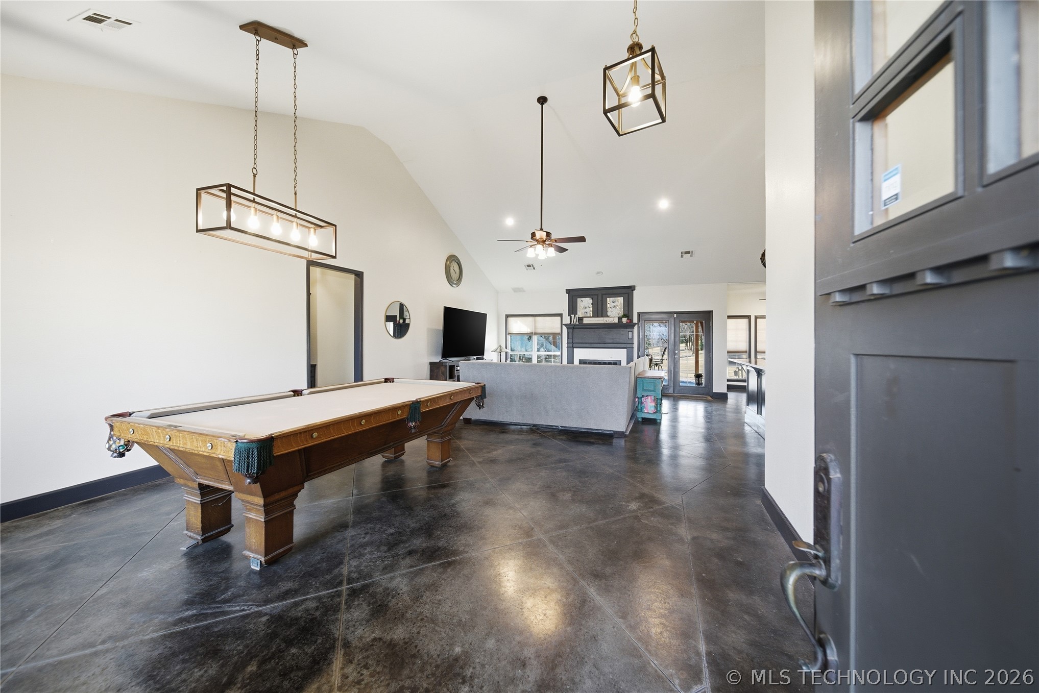 9800 E 510 Road Property Photo 7