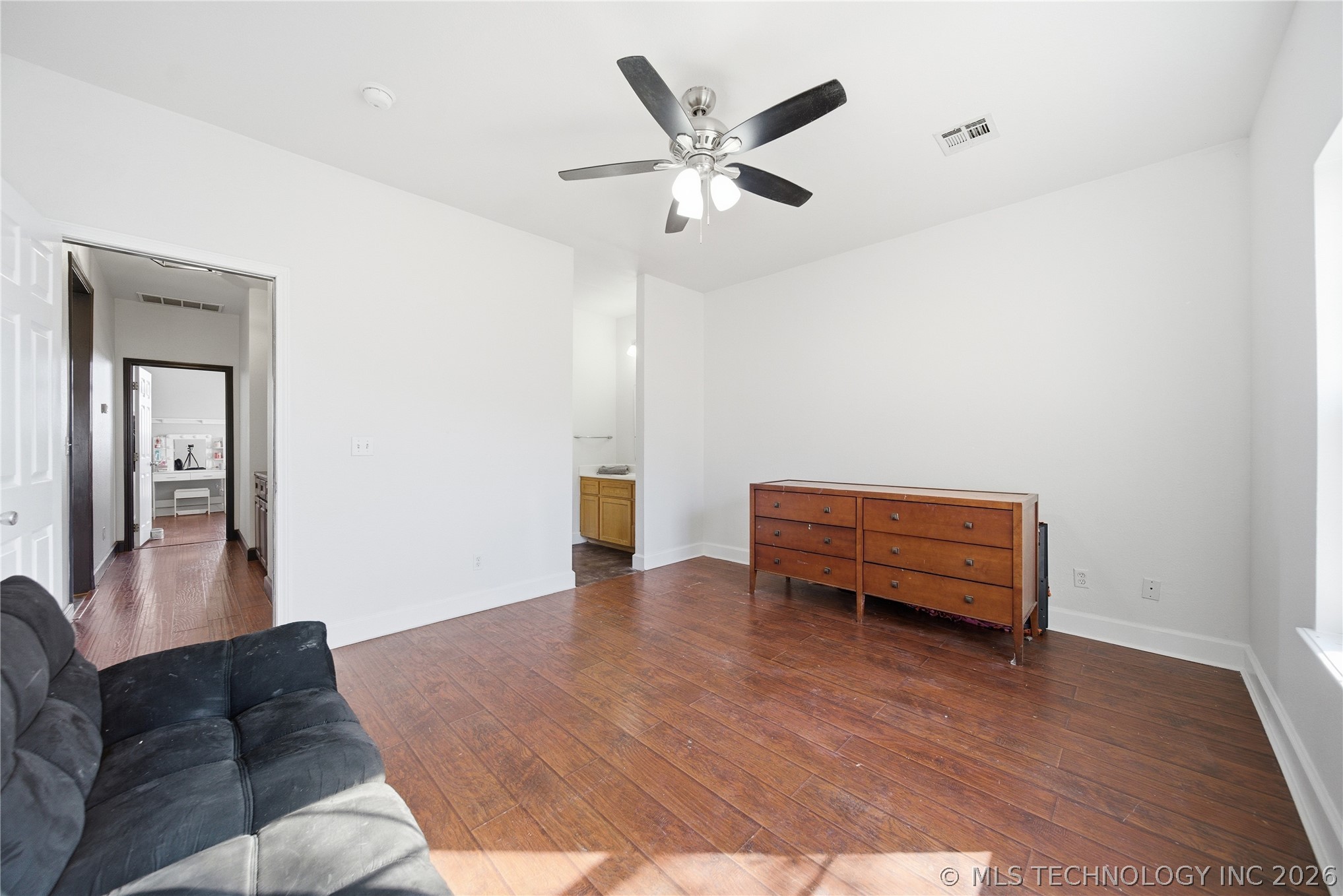 9800 E 510 Road Property Photo 24