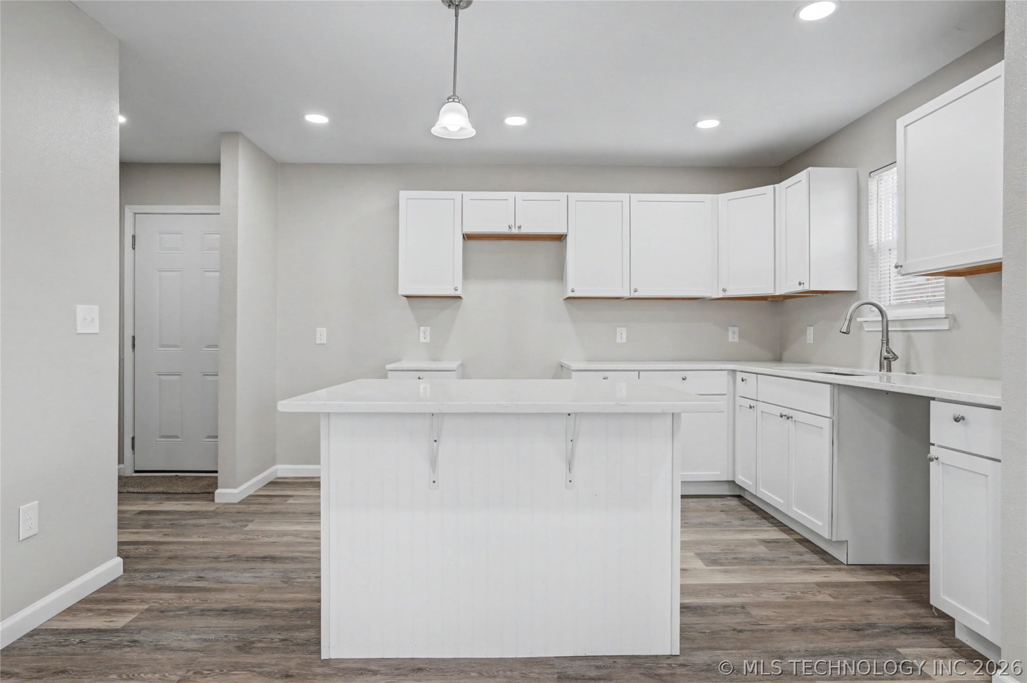 642 E Line Avenue Property Photo 7