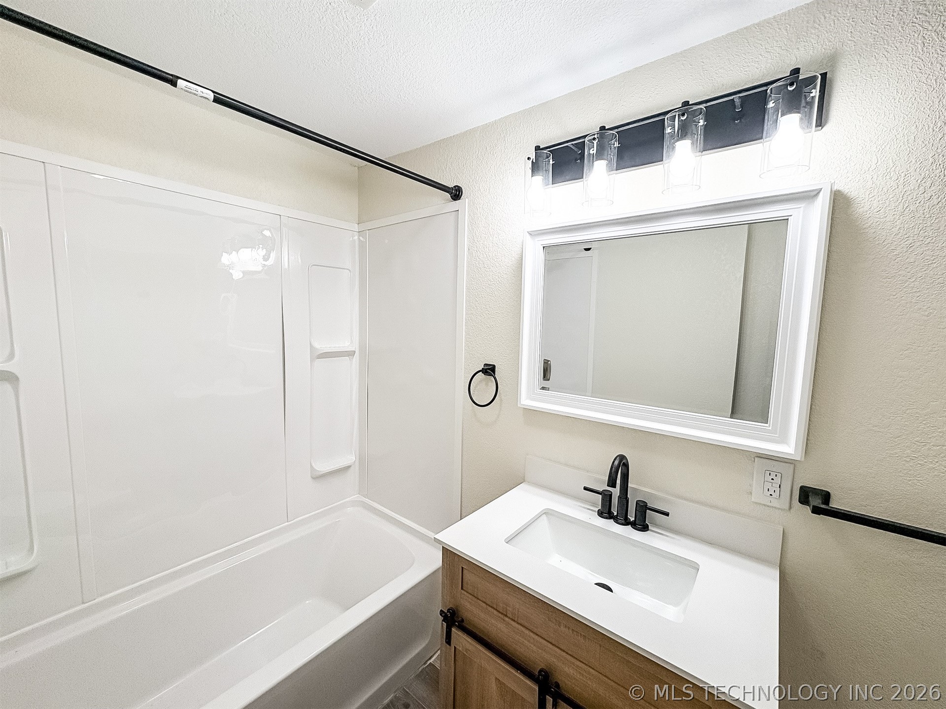 2946 Texas Property Photo 9