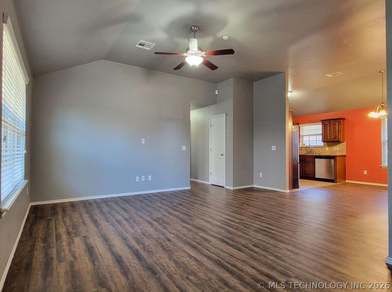 2405 Nw 197th Street Property Photo 5