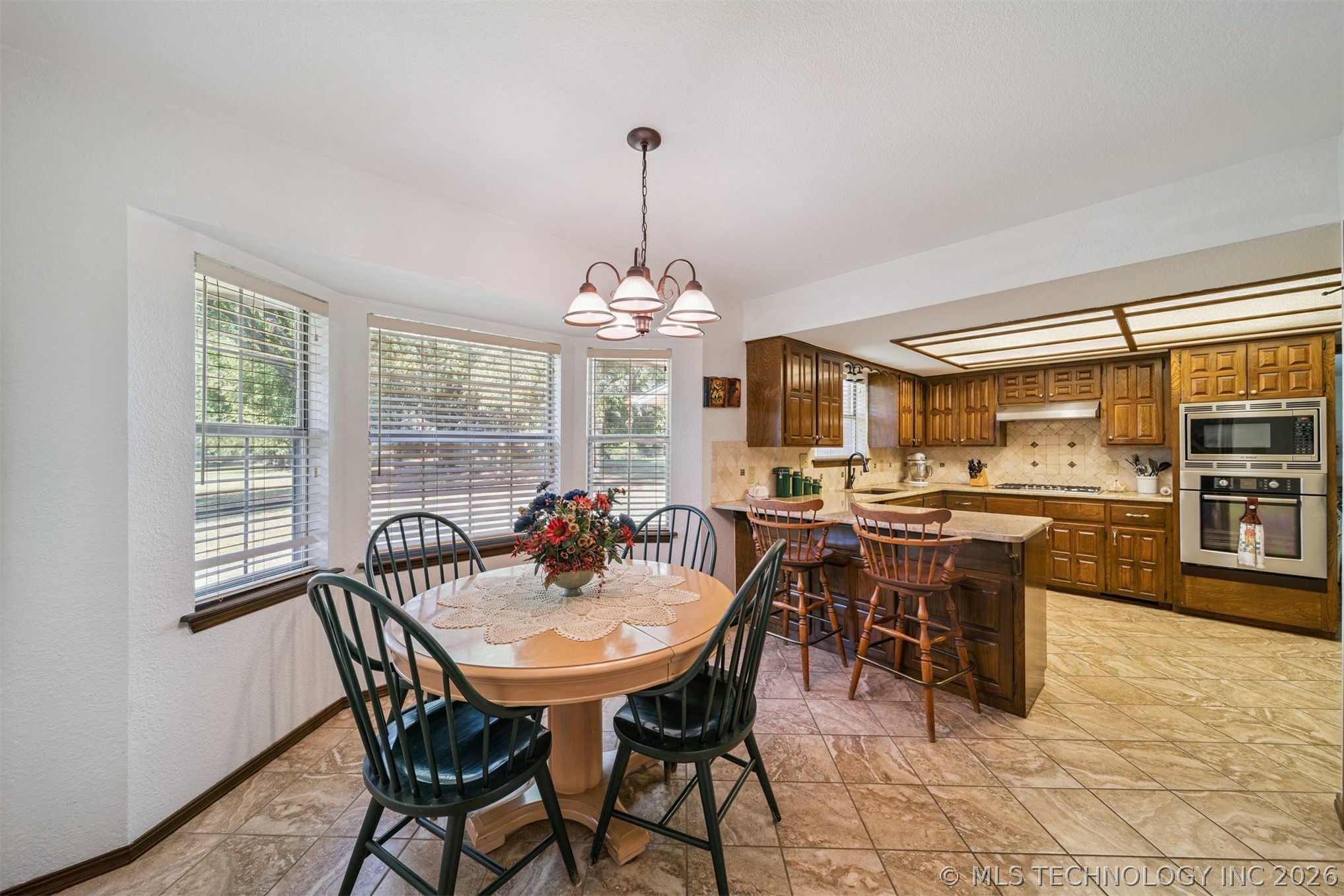 731 Kingfisher Road Property Photo 16