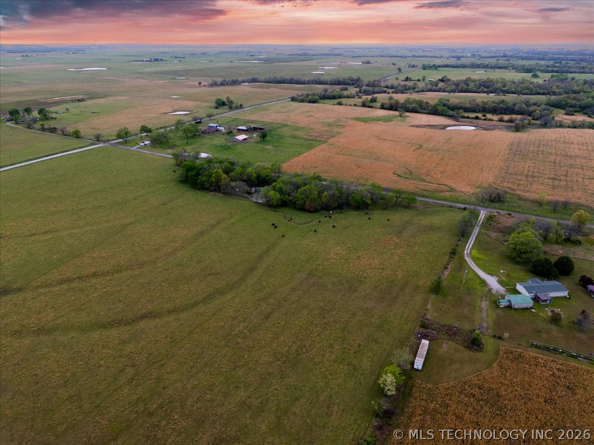 28 S 4360 Road Property Photo 7