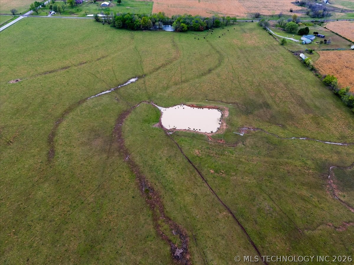 28 S 4360 Road Property Photo 15