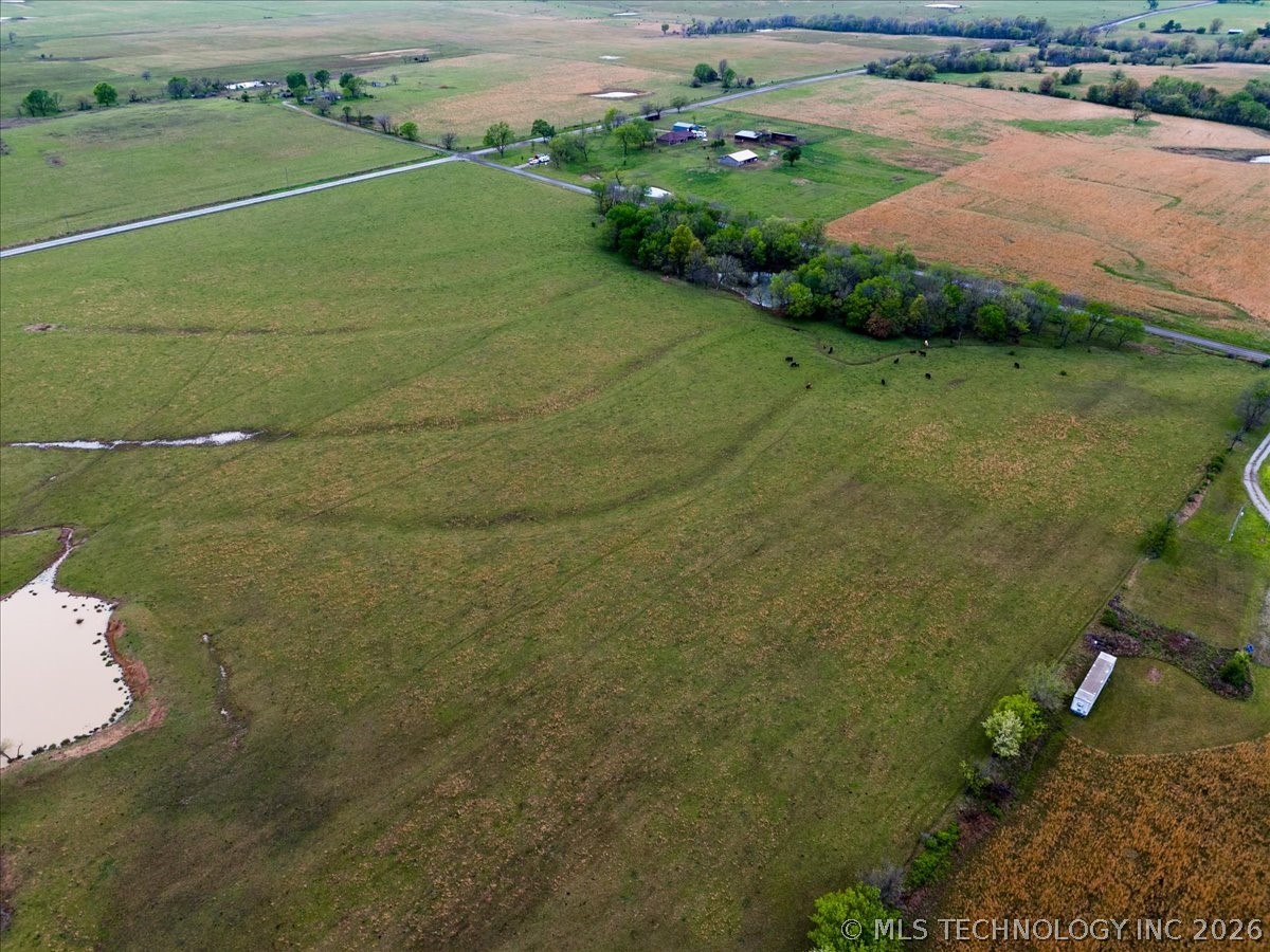 28 S 4360 Road Property Photo 26