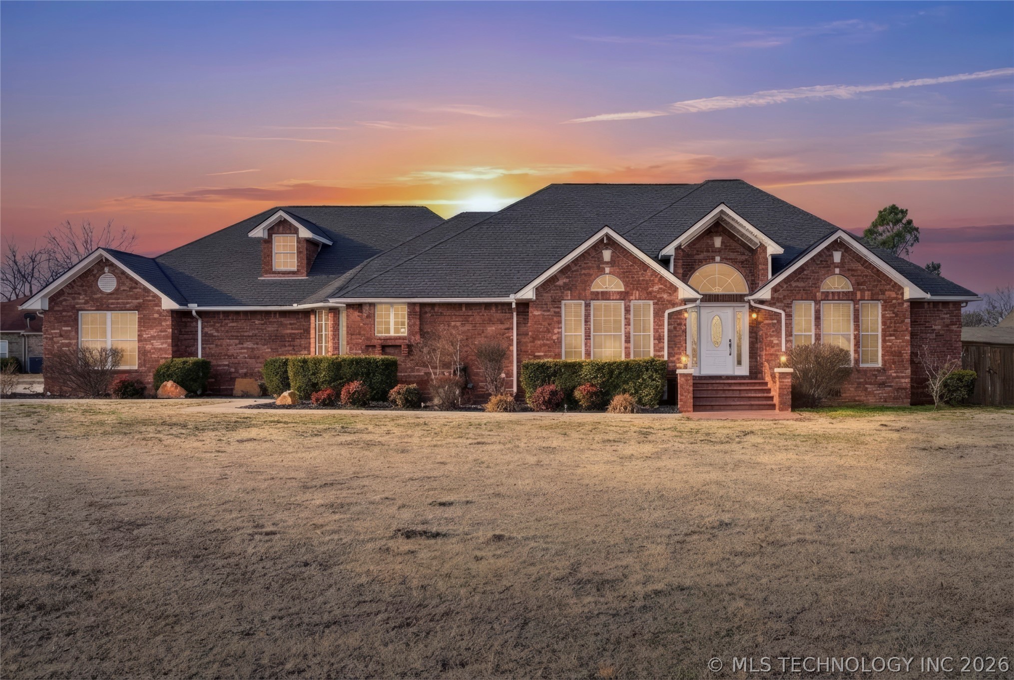 2168 S 433 Road Property Photo 1