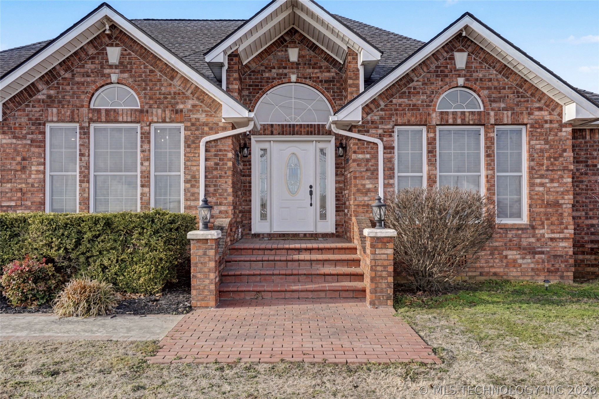 2168 S 433 Road Property Photo 3