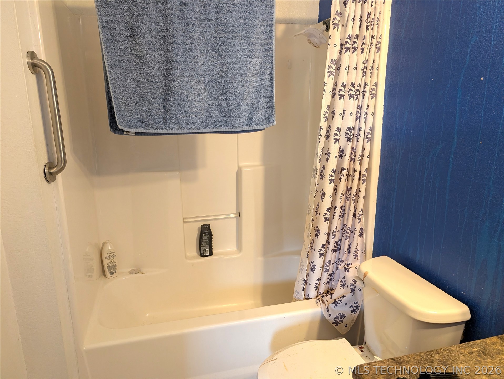 401 S Clover Property Photo 24