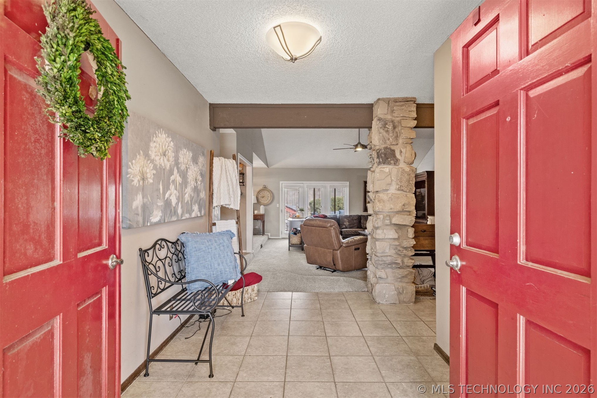 8209 S College Place Property Photo 5