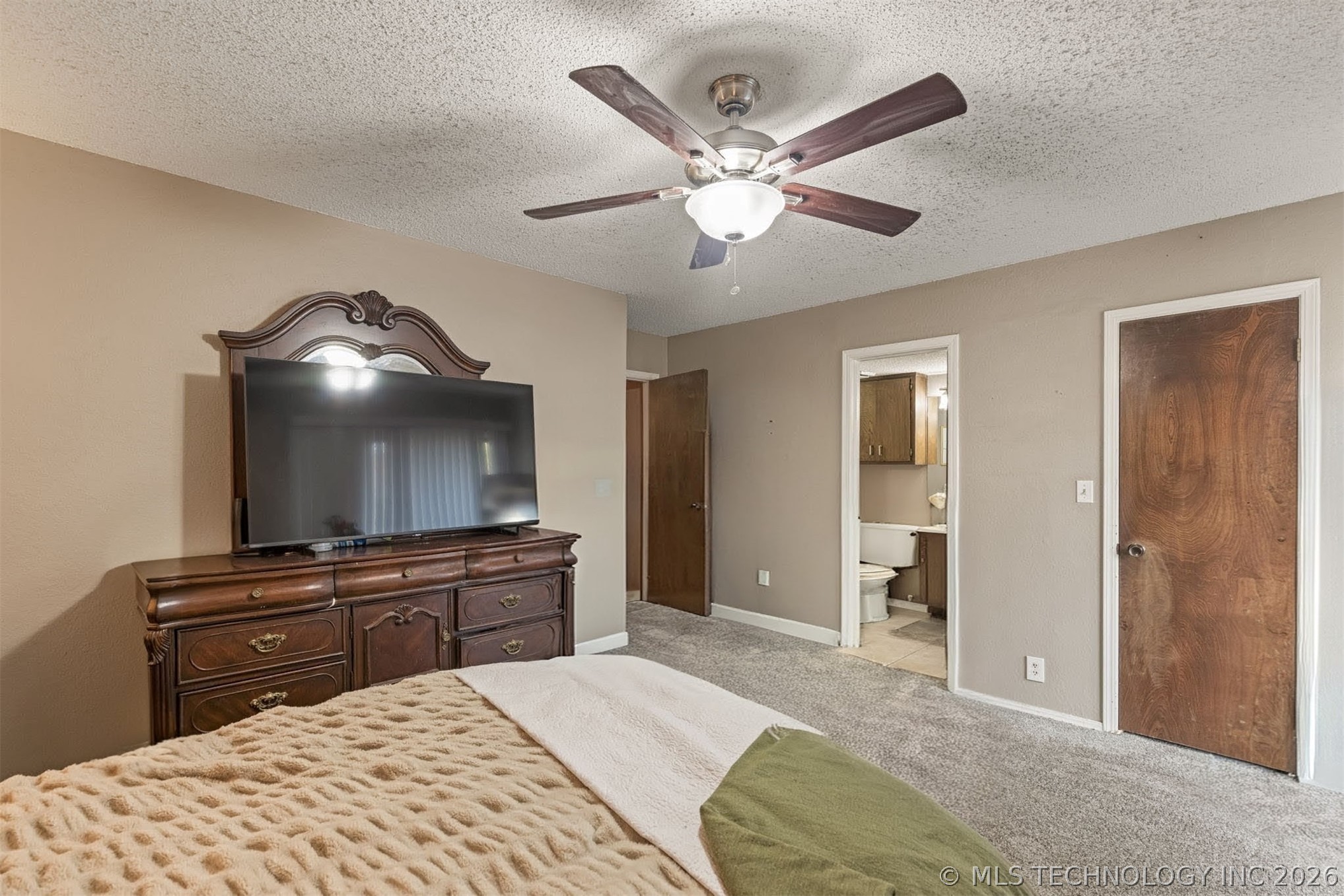 8209 S College Place Property Photo 30