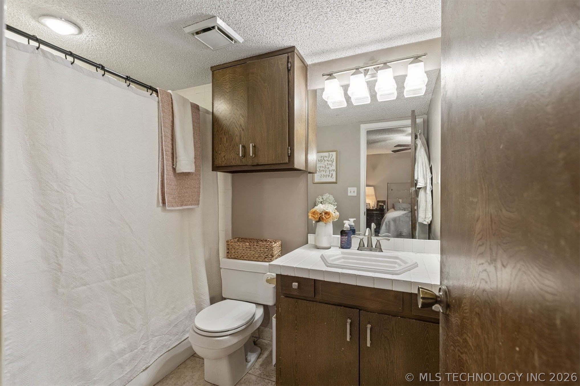 8209 S College Place Property Photo 32