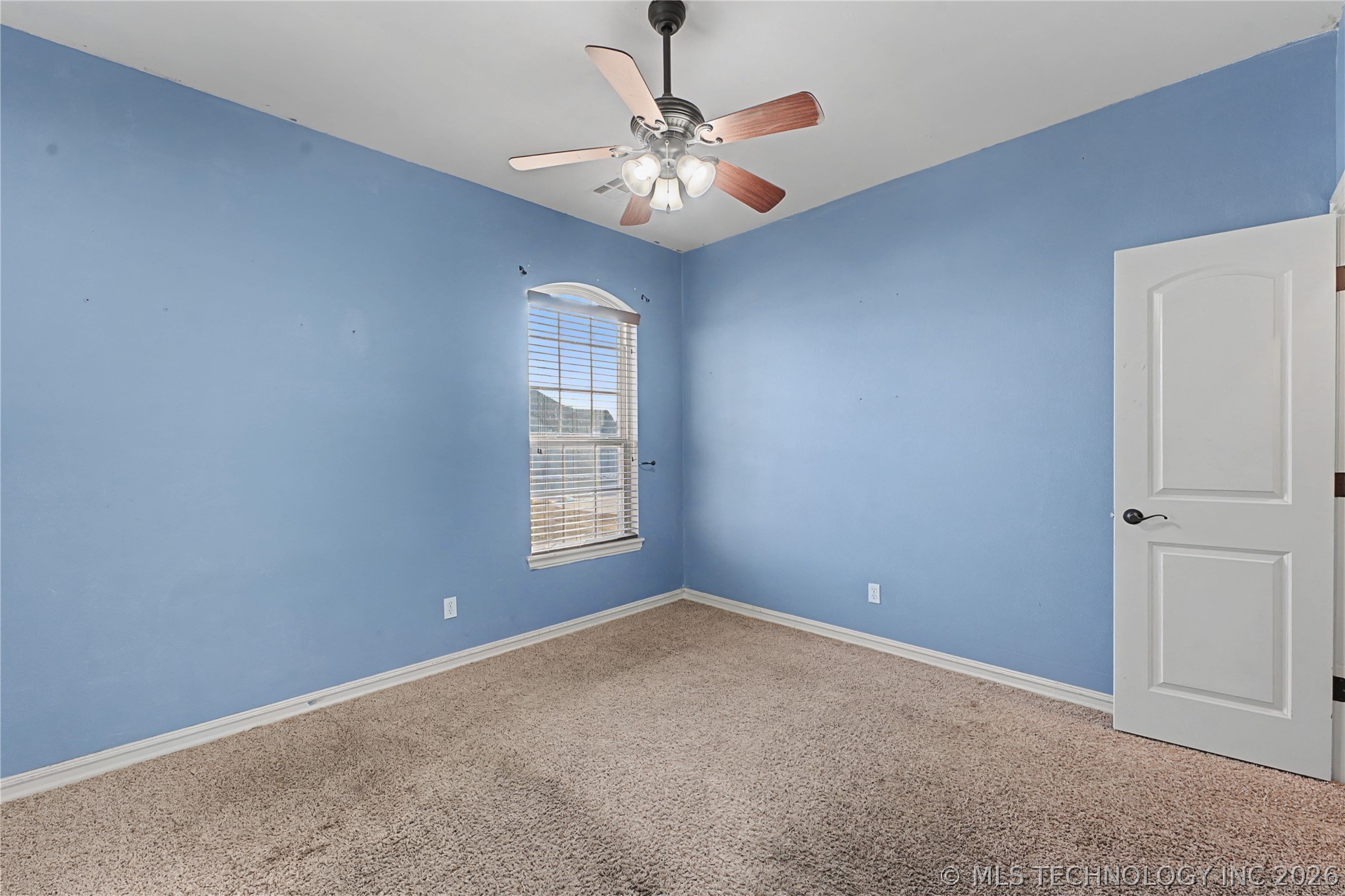 1211 E 135th Street S Property Photo 17