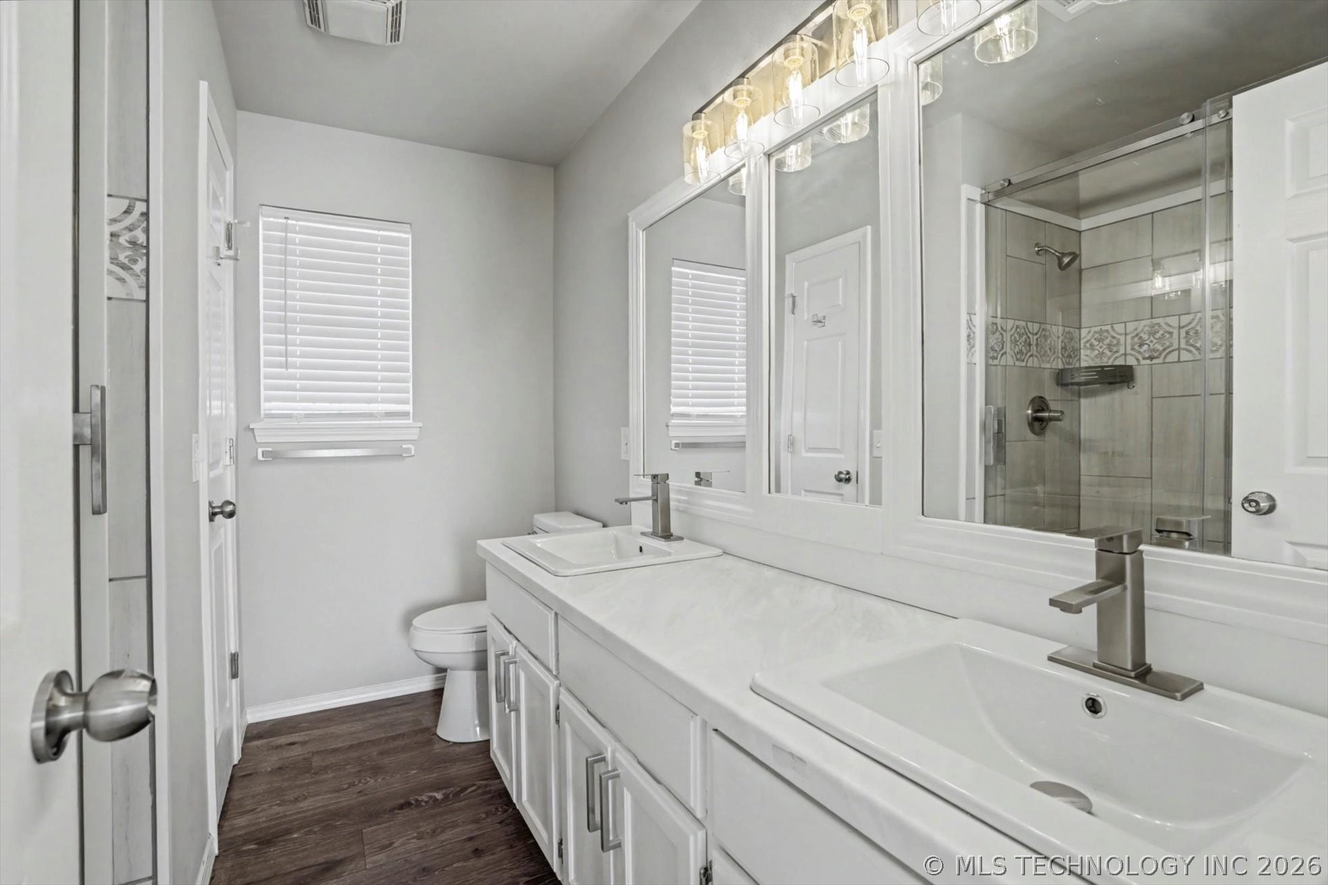 3752 S 214th East Avenue Property Photo 17