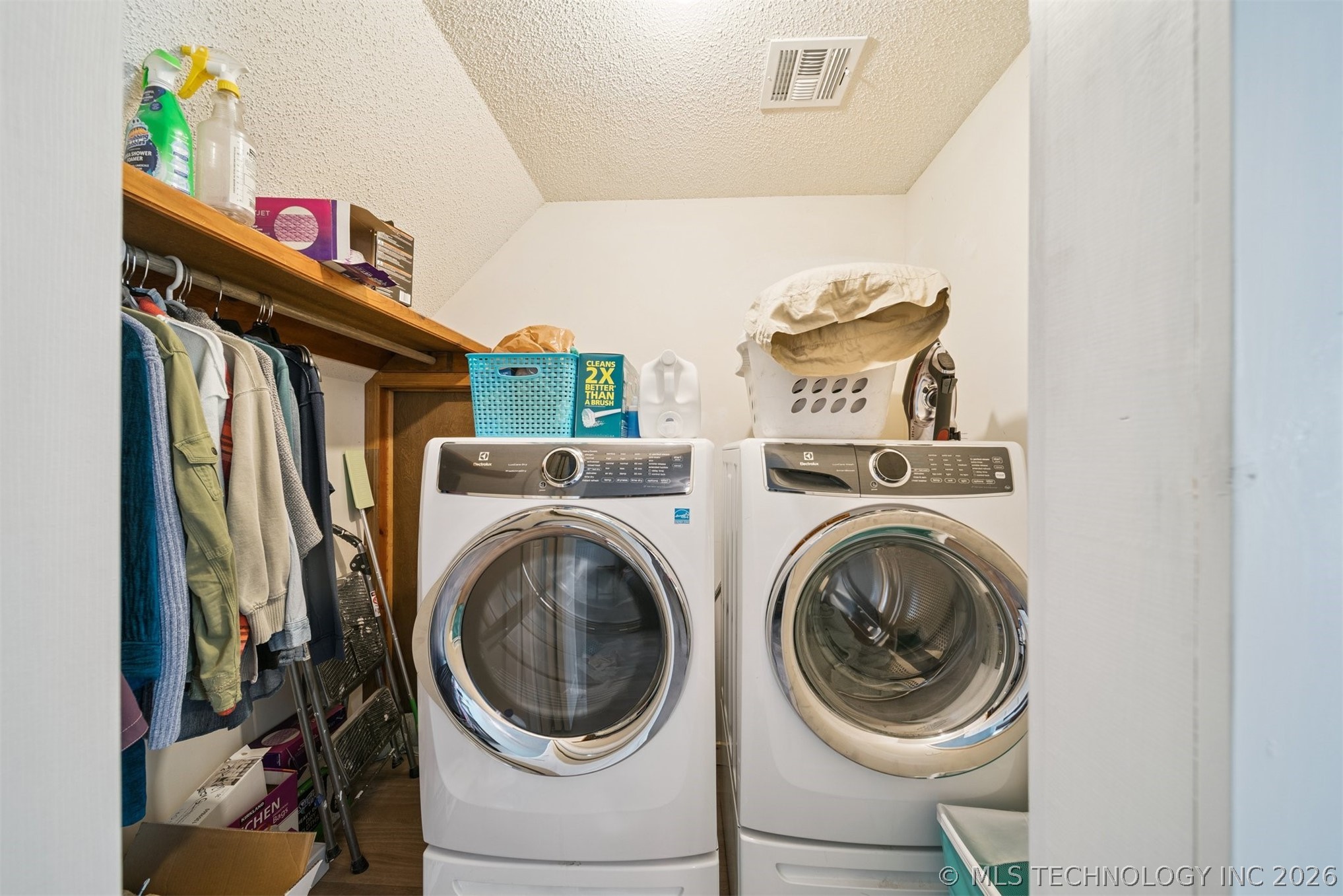 16017 E 580 Road Property Photo 18