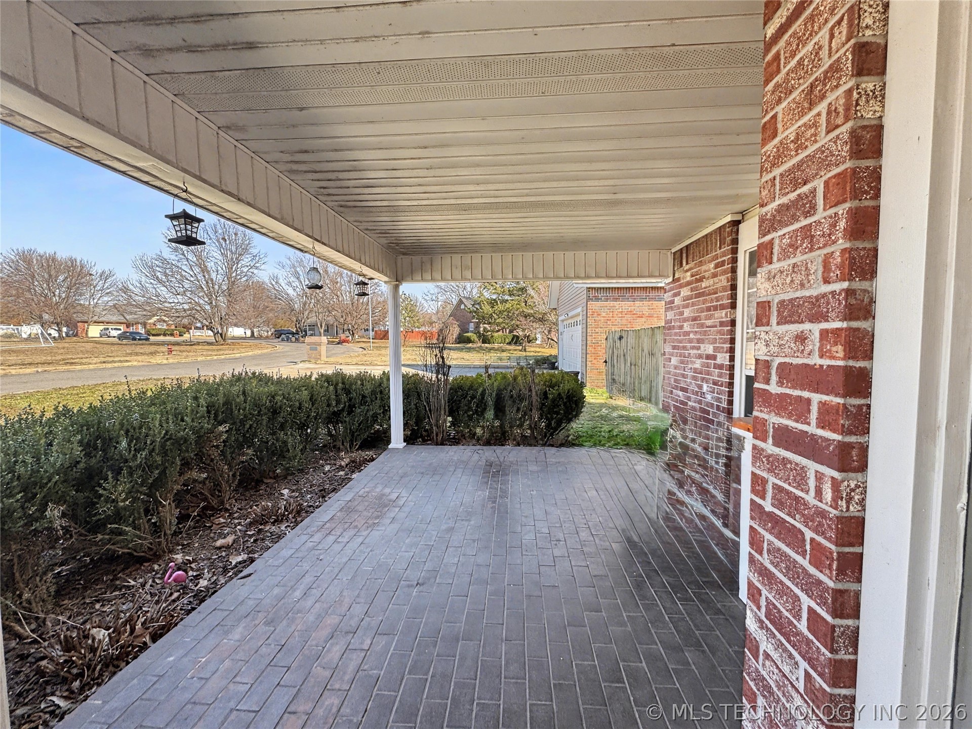 500 Covington Place Property Photo 8