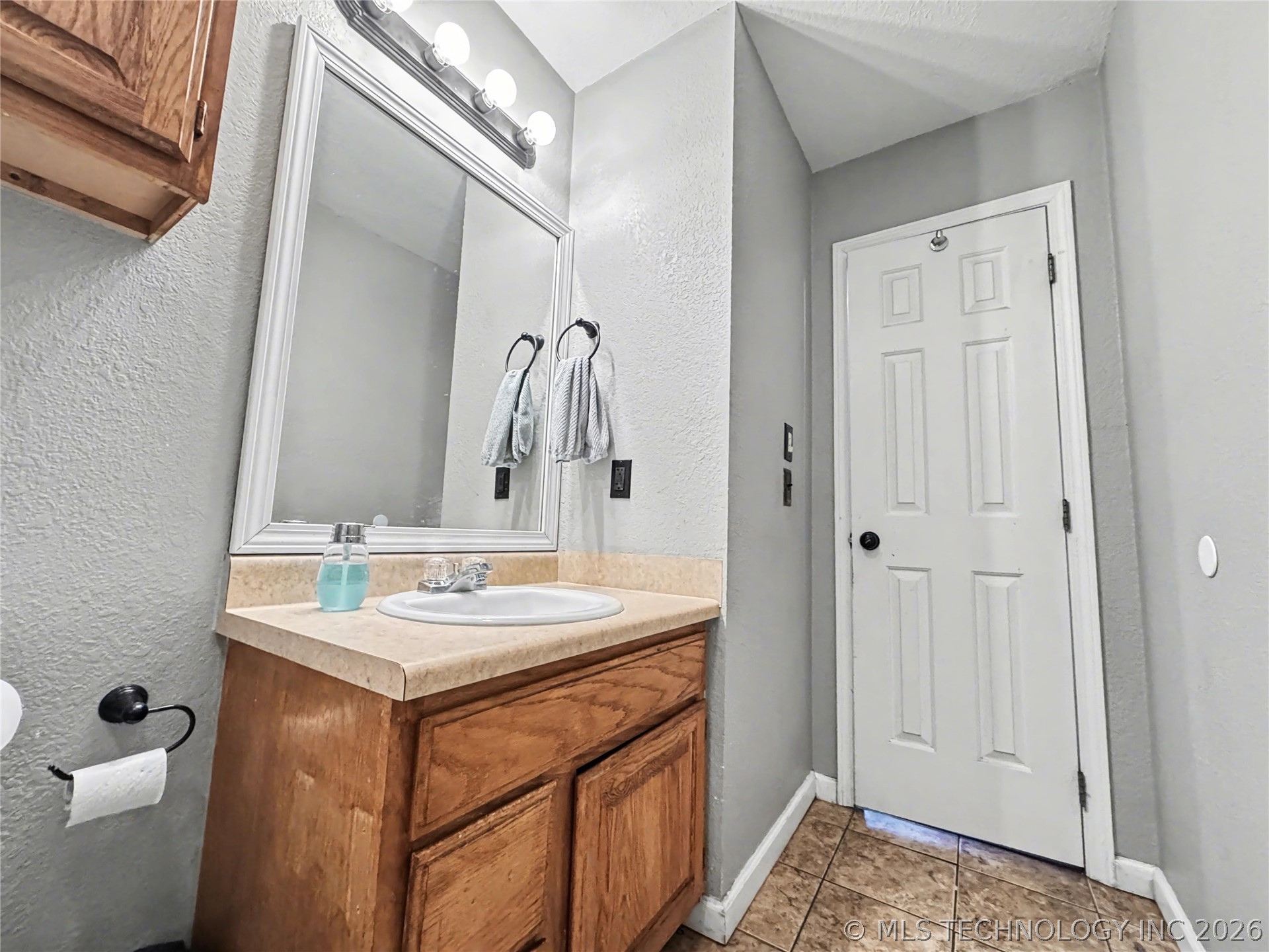 500 Covington Place Property Photo 41