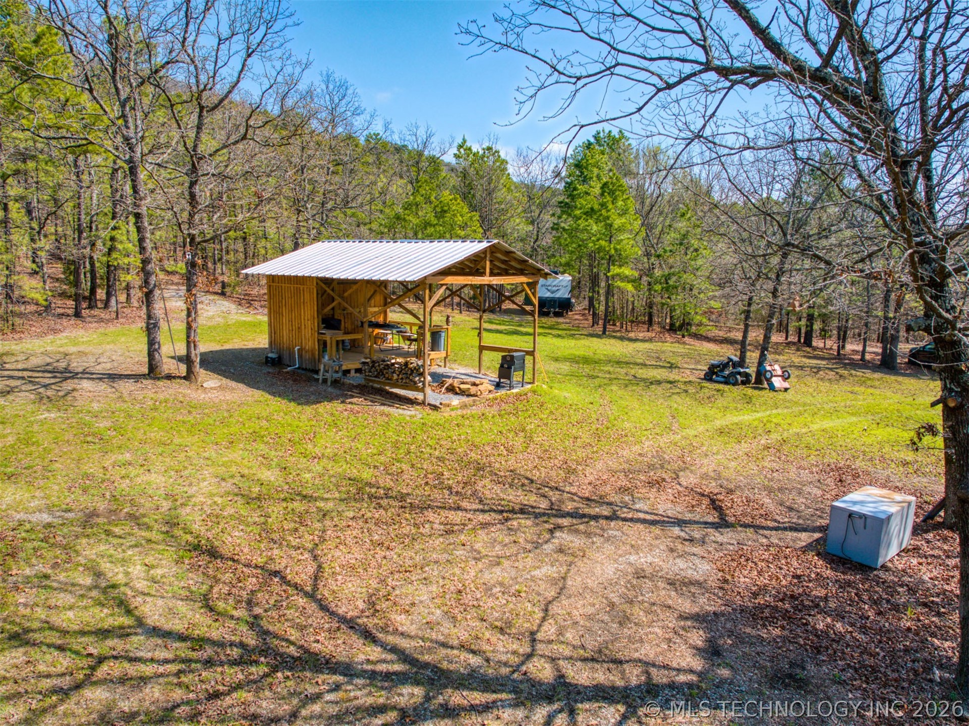 31541 W County Road 1350 Property Photo 4