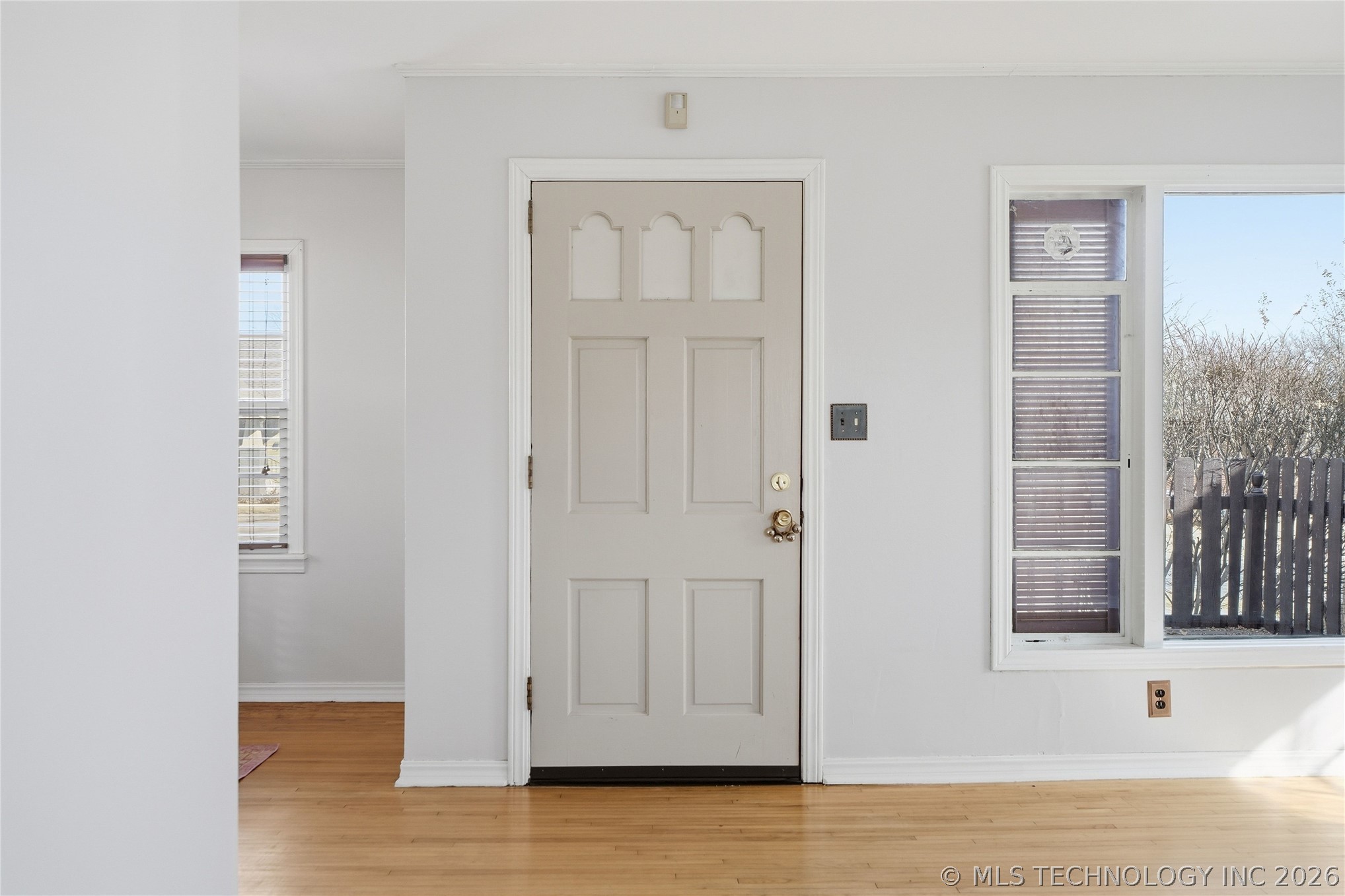 1746 S Yorktown Avenue Property Photo 6