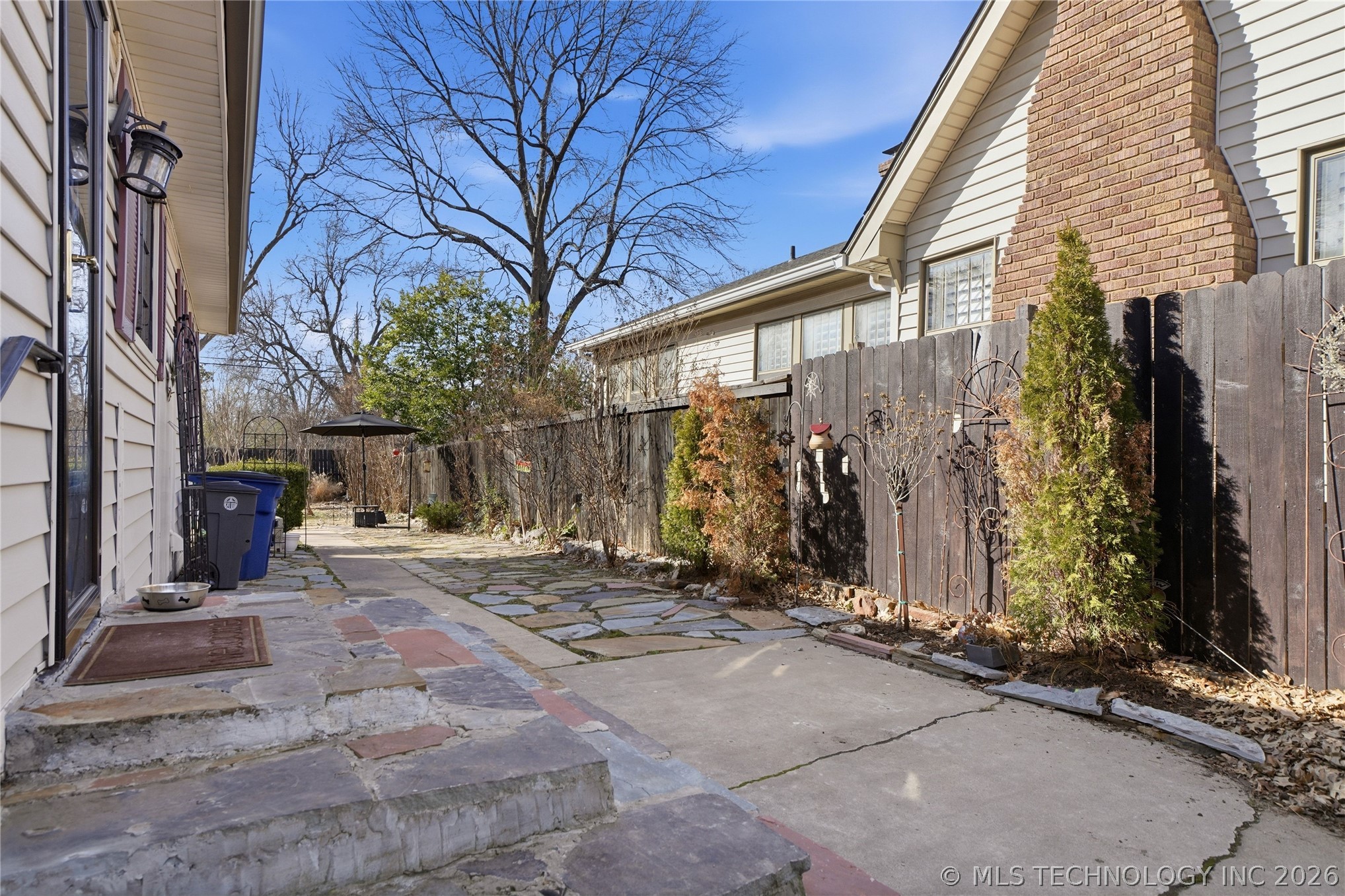 1746 S Yorktown Avenue Property Photo 29