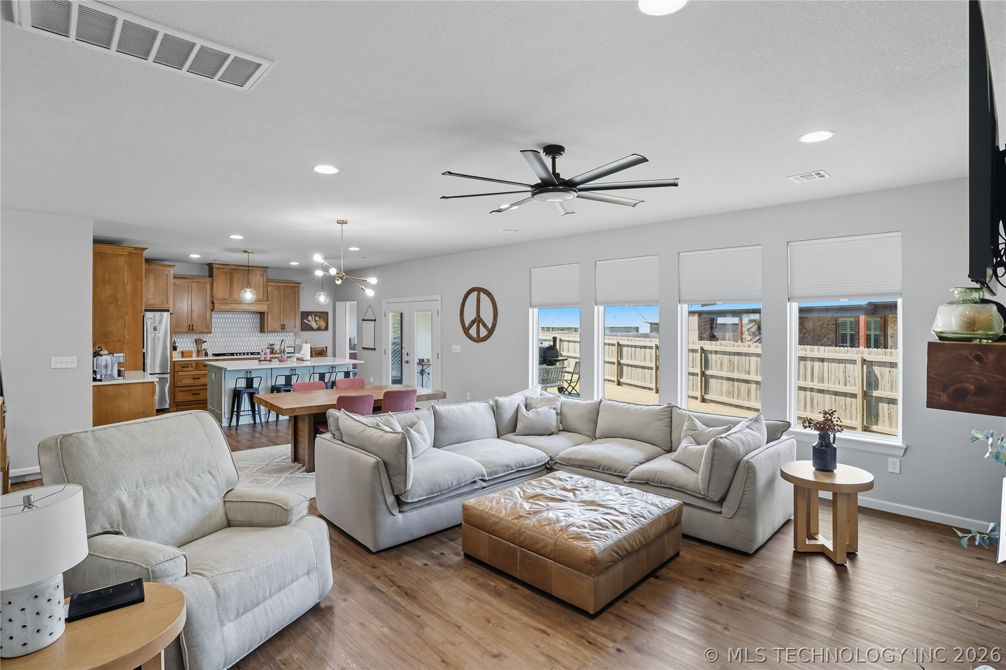 10434 S 232nd East Avenue Property Photo 14