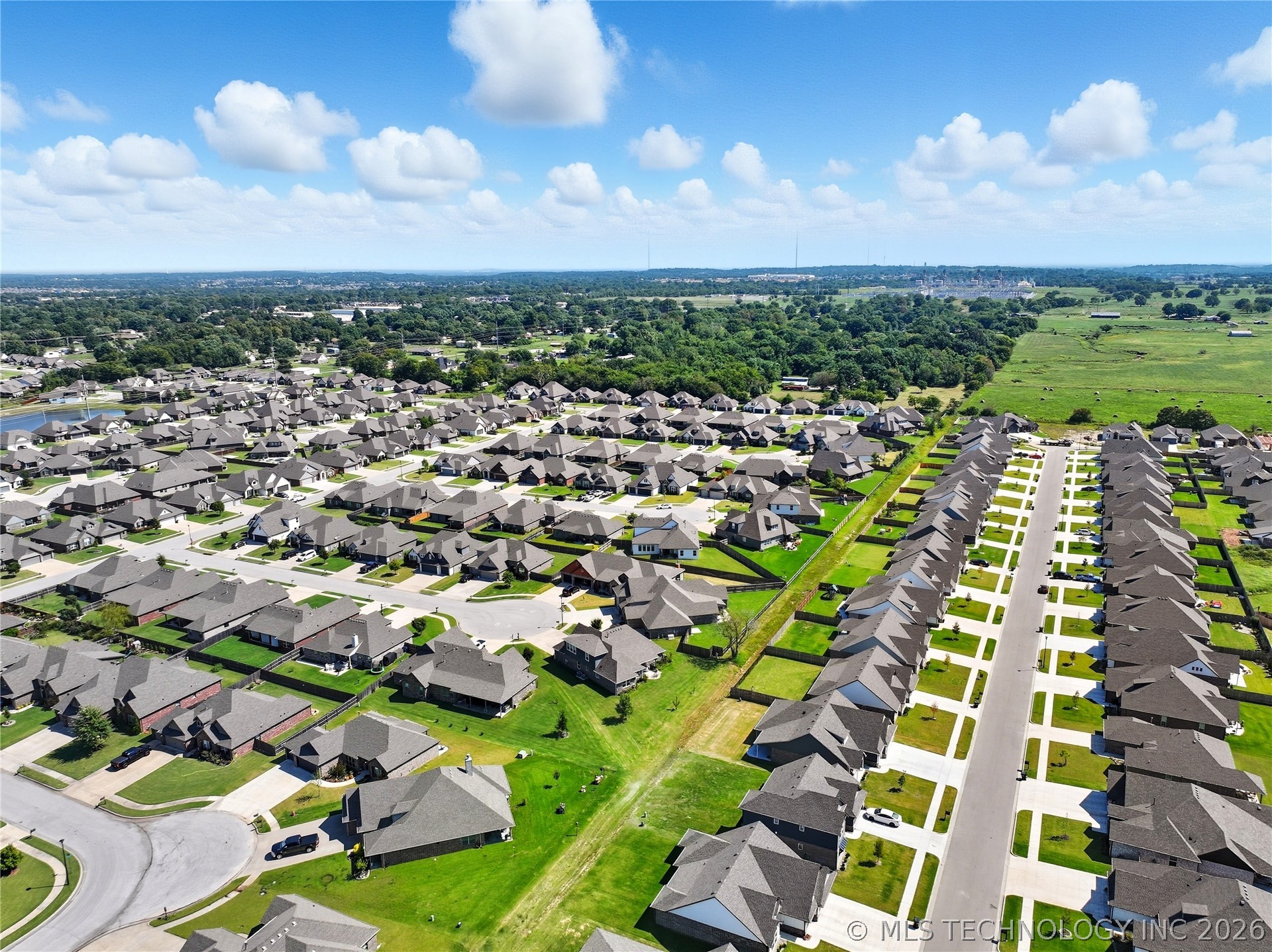 10434 S 232nd East Avenue Property Photo 75