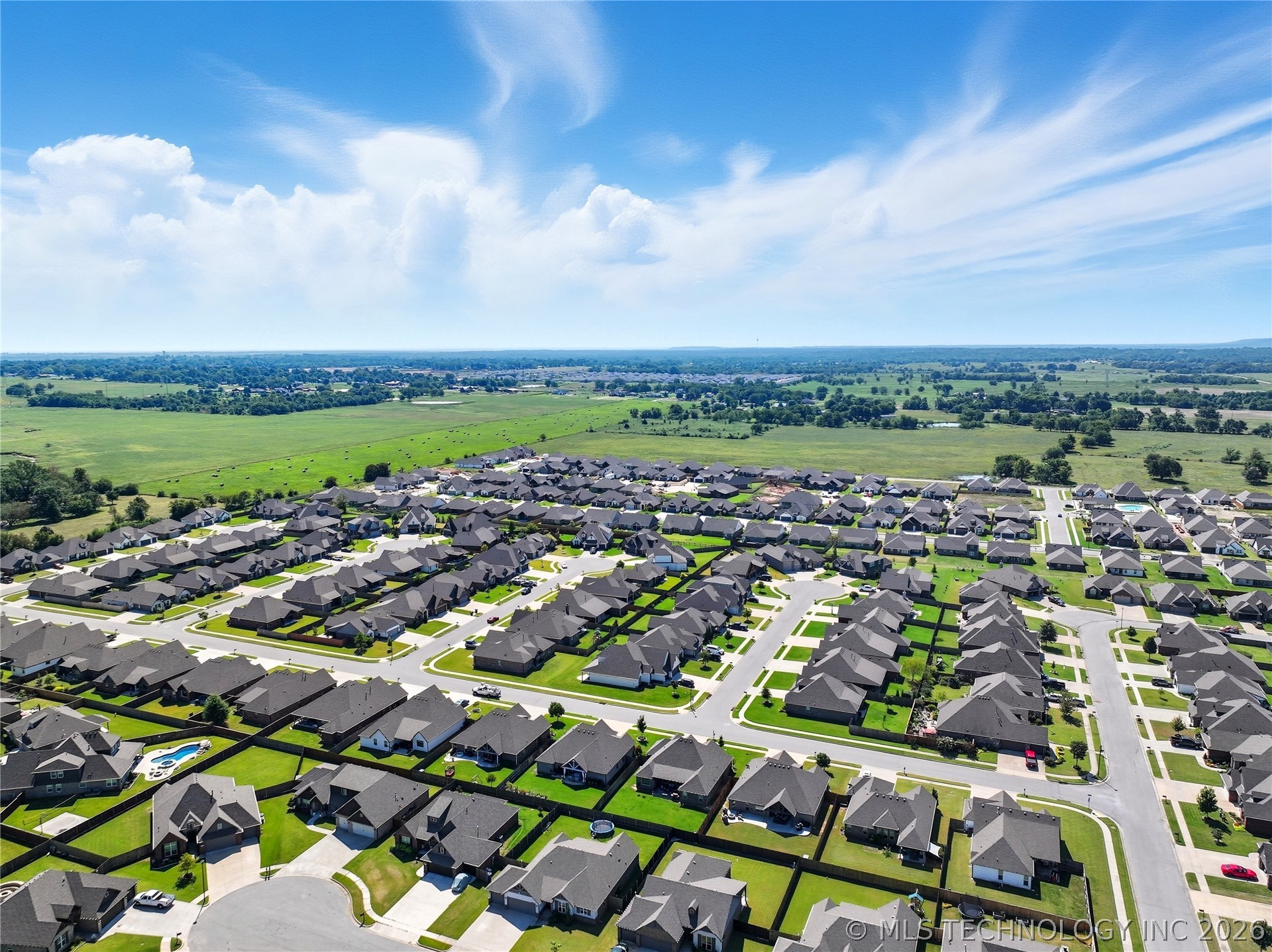 10434 S 232nd East Avenue Property Photo 77