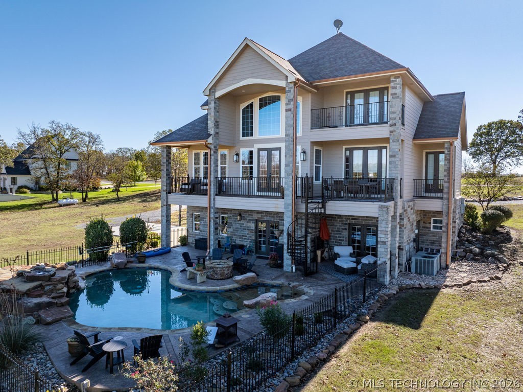 2973 N Lakeside Circle Property Photo 4