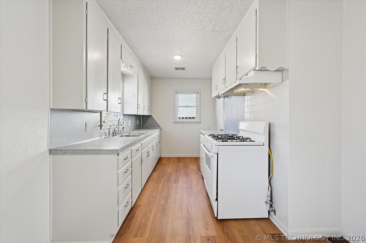 5510 S Boston Place Property Photo 9