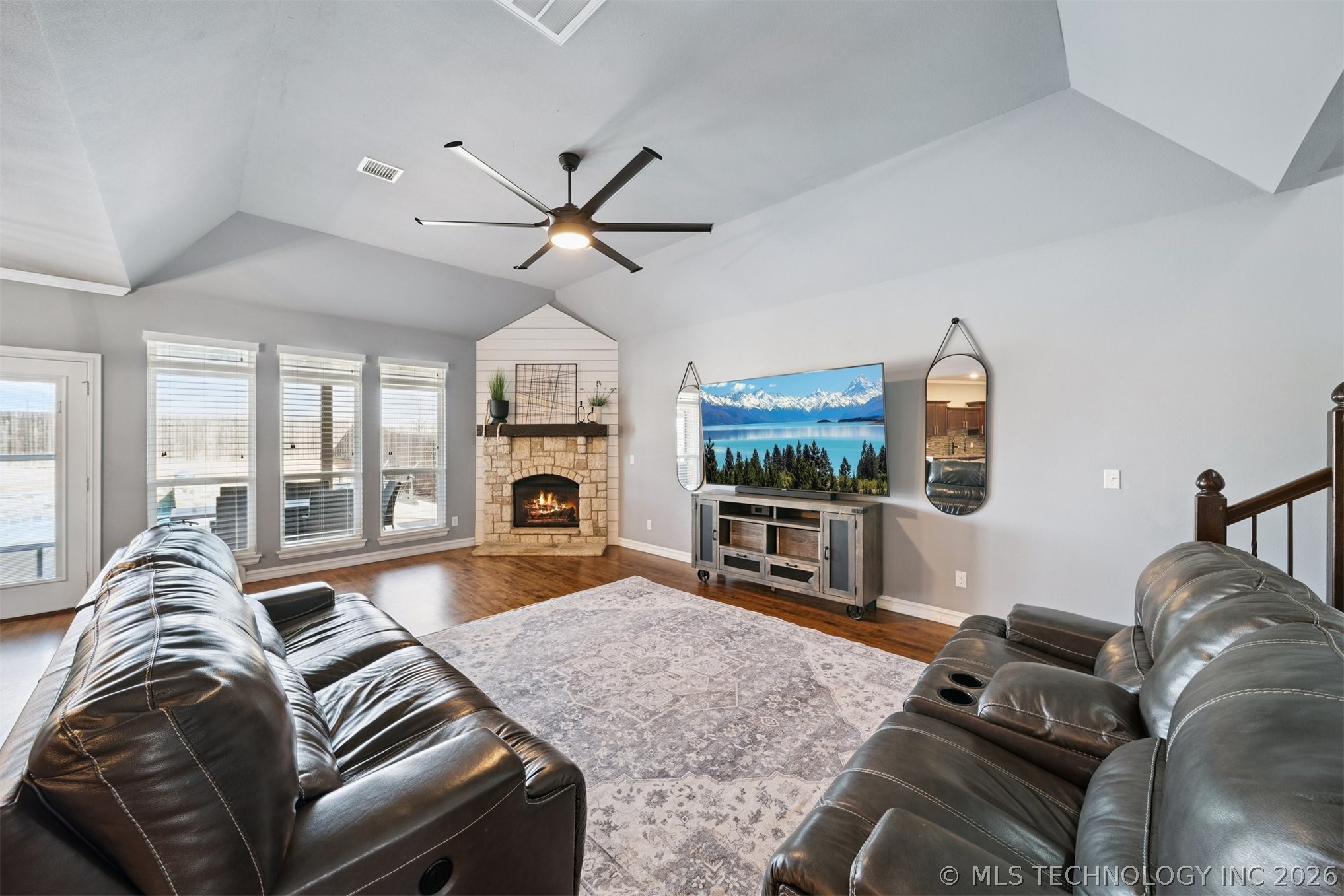 2101 W 117th Street Property Photo 3