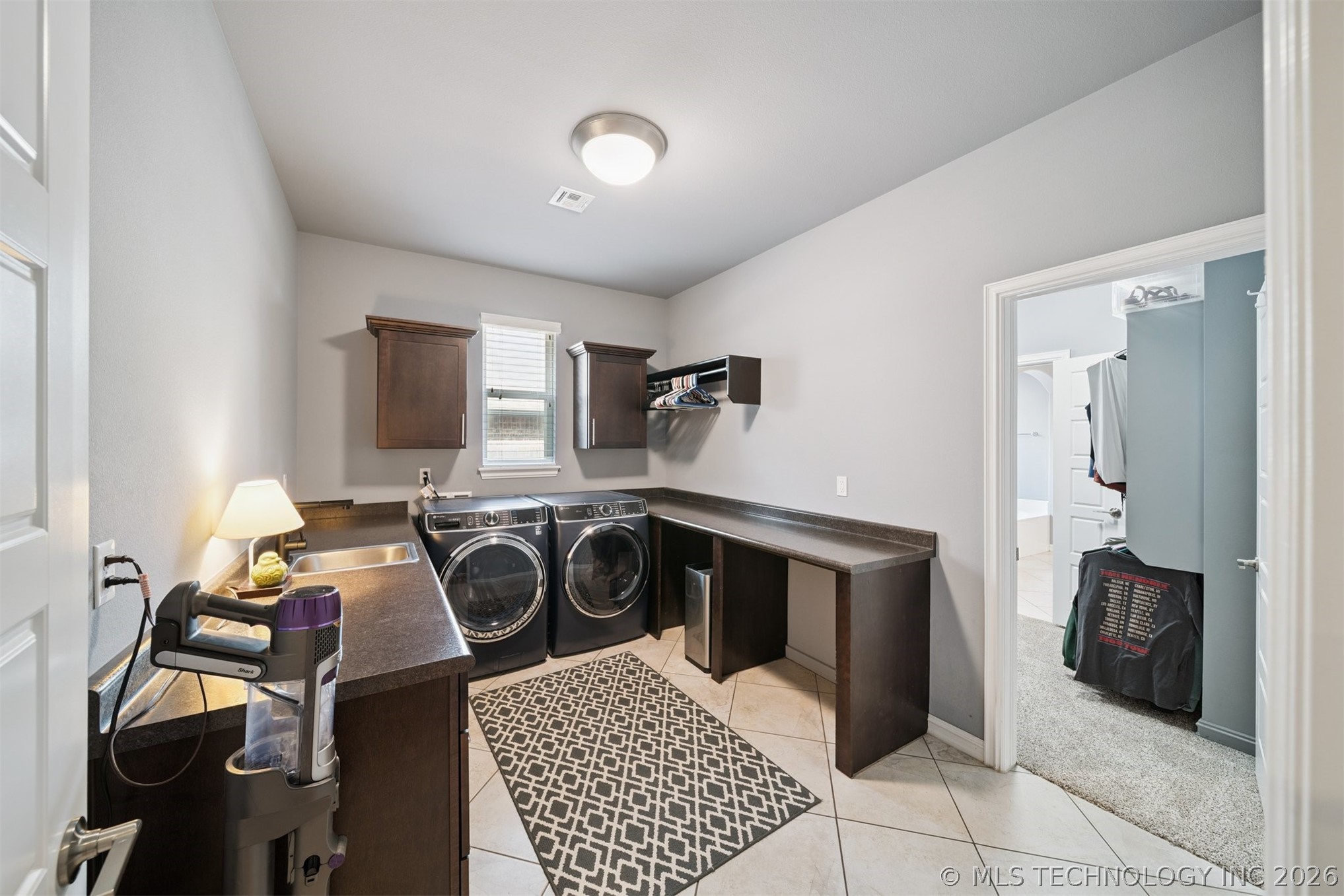 2101 W 117th Street Property Photo 10