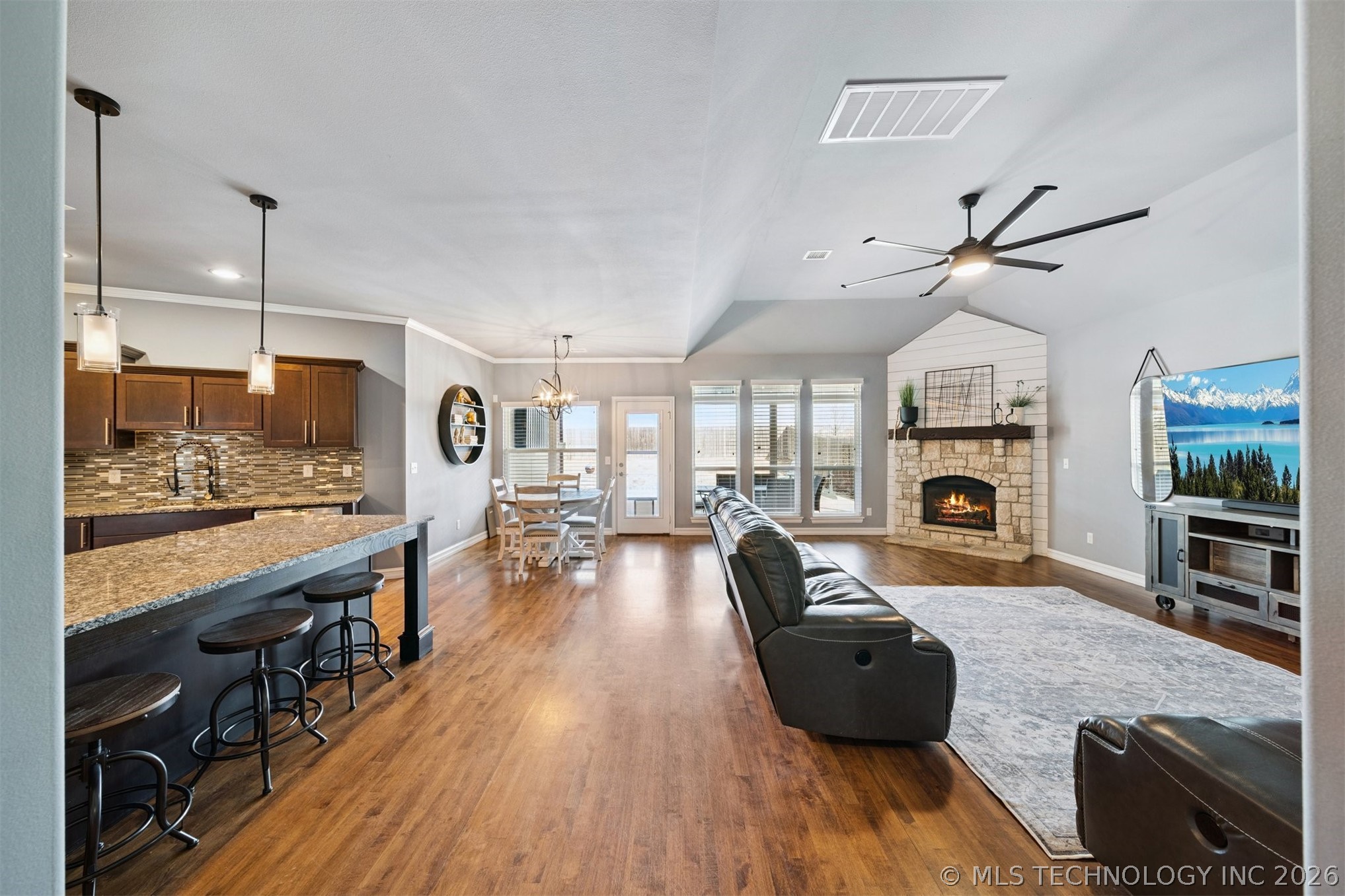 2101 W 117th Street Property Photo 18